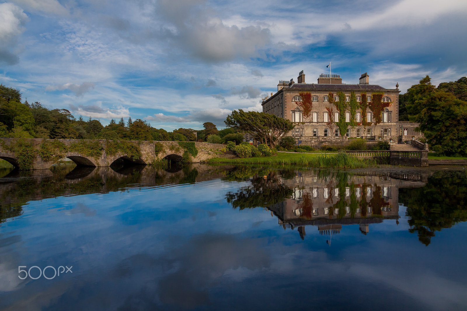 Canon EOS 50D + Canon EF-S 15-85mm F3.5-5.6 IS USM sample photo. Westport house photography