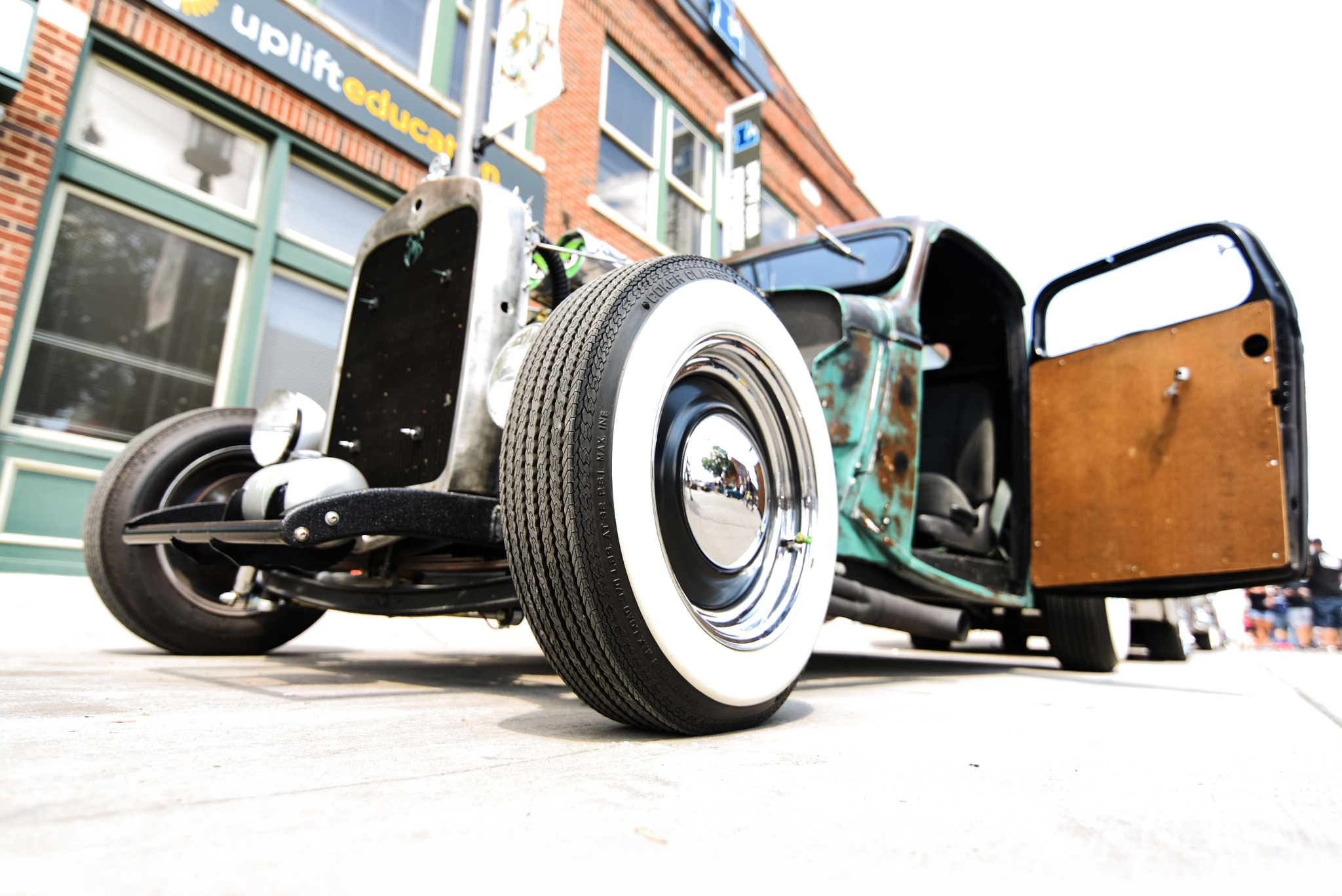 Tokina AT-X 16-28mm F2.8 Pro FX sample photo. Ivasion car show photography
