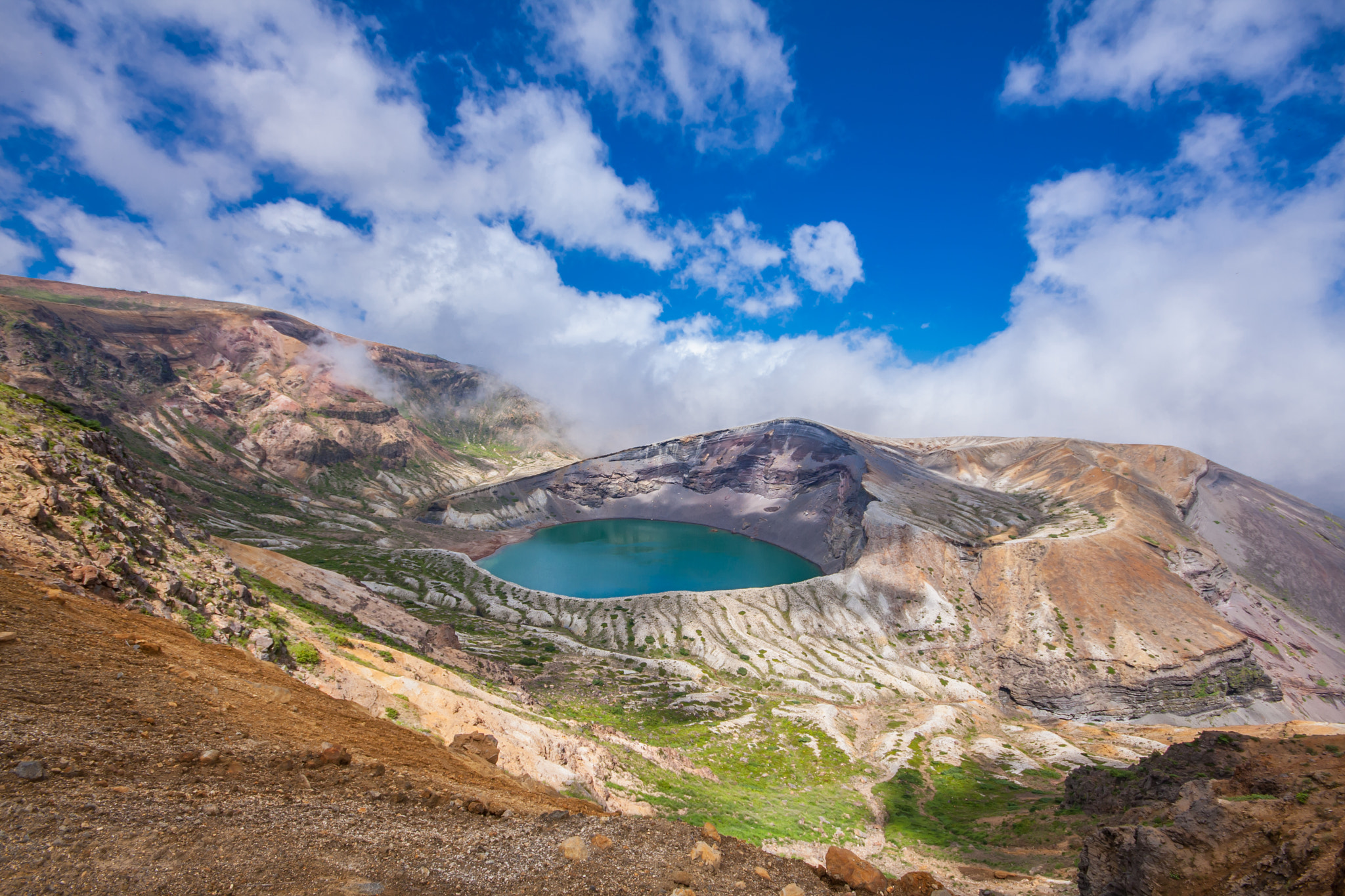 Canon EOS 40D + Sigma 10-20mm F4-5.6 EX DC HSM sample photo. Mt.zao 御釜@蔵王連峰 photography