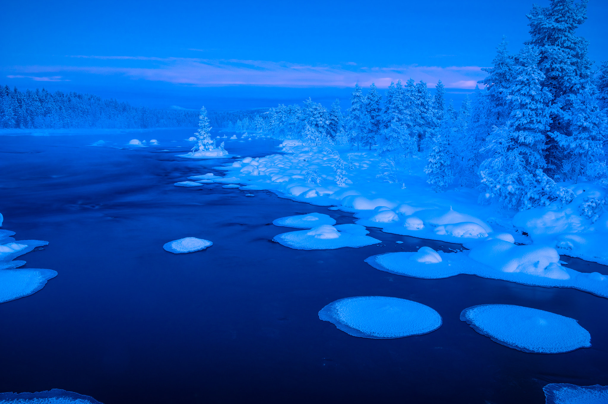 Pentax K-3 + Sigma 18-35mm F1.8 DC HSM Art sample photo. Floes photography