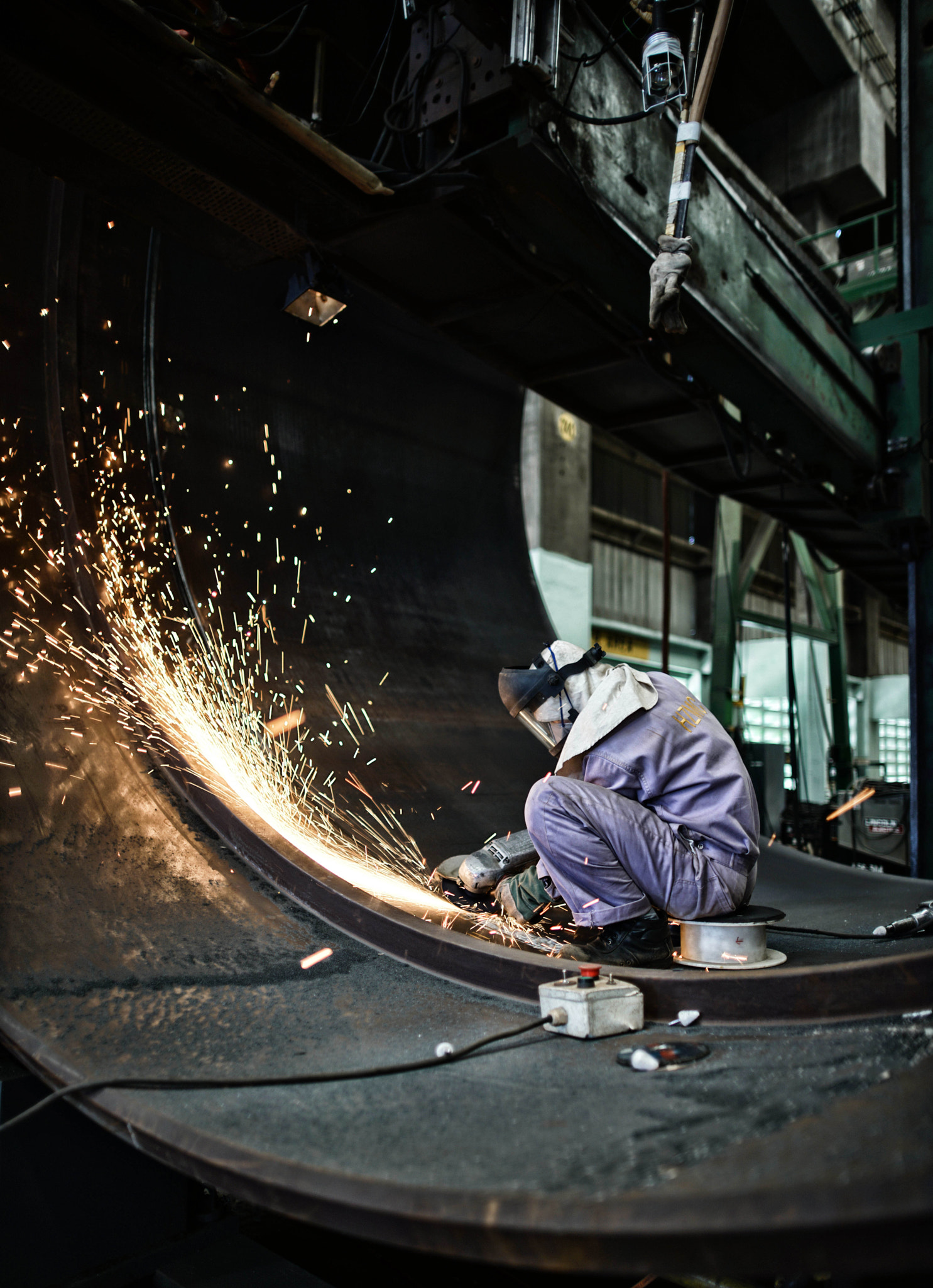 Sony a7R II + Sony DT 50mm F1.8 SAM sample photo. Tank machining photography