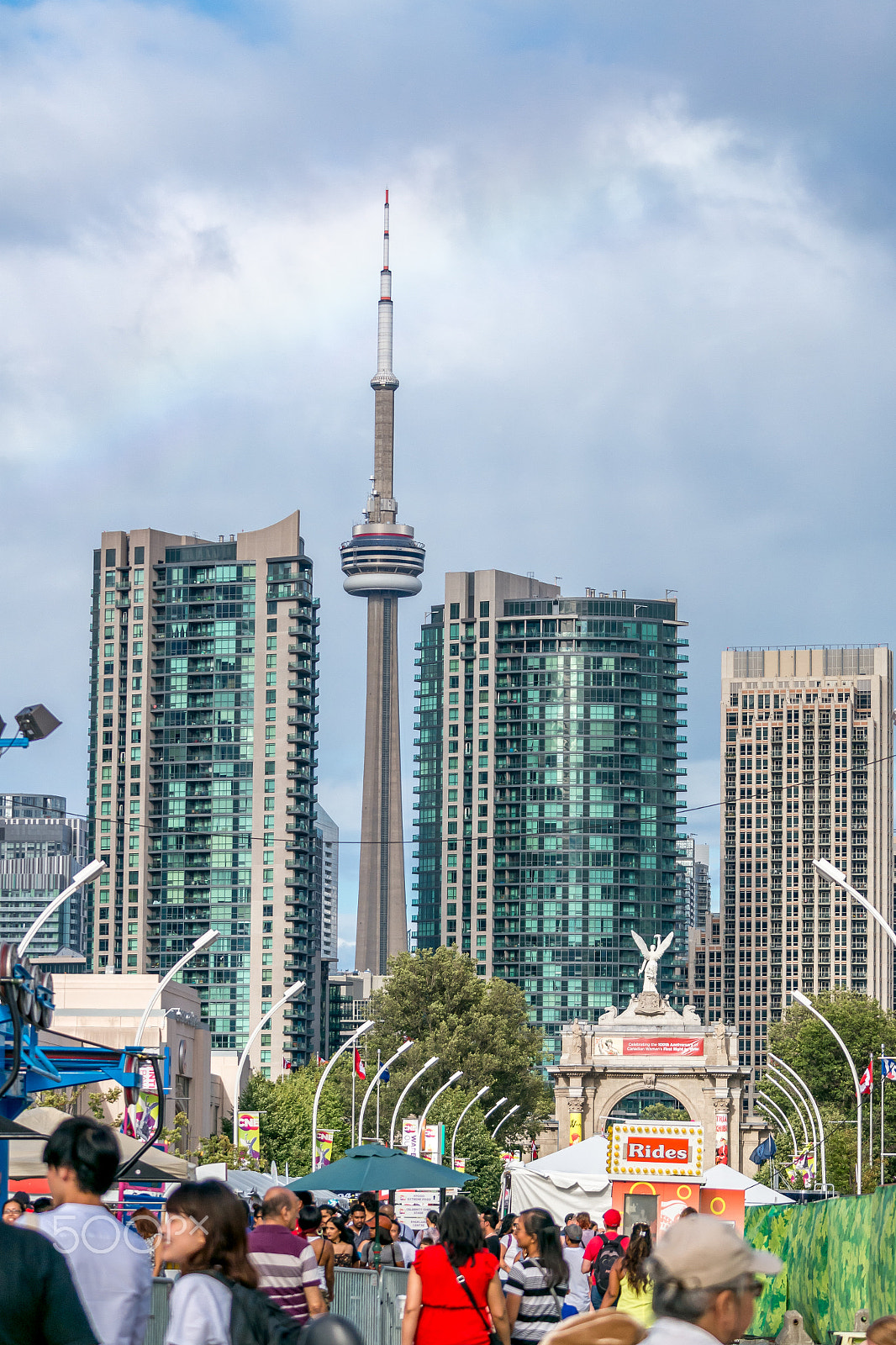 Samsung NX1000 + Samsung NX 50-200mm F4-5.6 ED OIS sample photo. Cn tower 2 photography