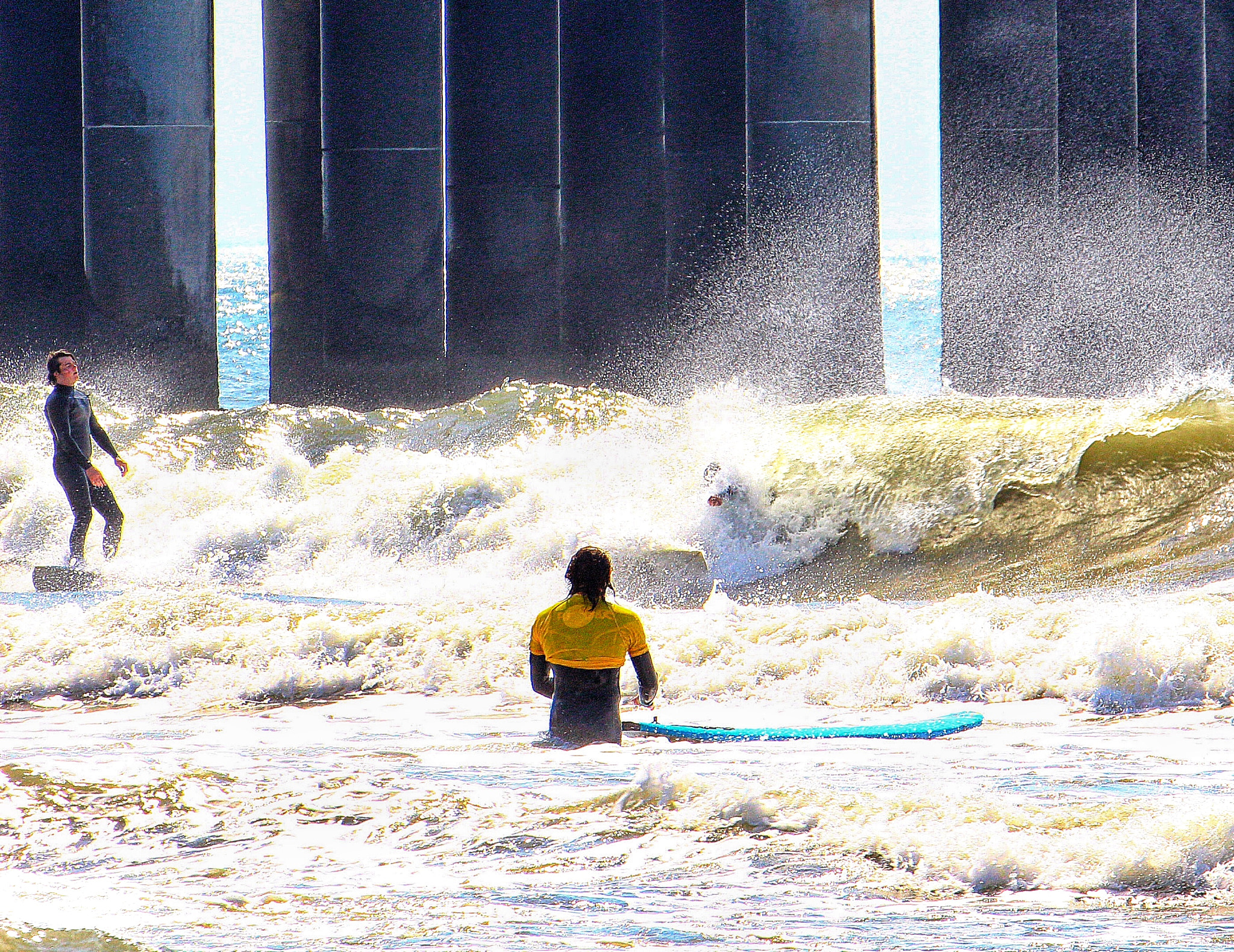 Canon EOS 650D (EOS Rebel T4i / EOS Kiss X6i) + Canon EF 70-300mm F4-5.6L IS USM sample photo. Surfer series photography