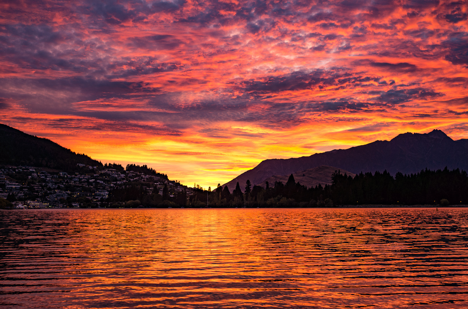 Leica X-U (Typ 113) sample photo. Queenstown sunrise photography