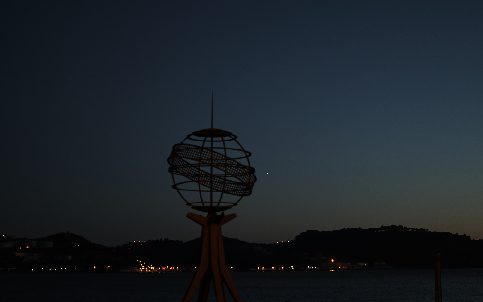 Sony DT 35mm F1.8 SAM sample photo. Lisbon spring sunset photography