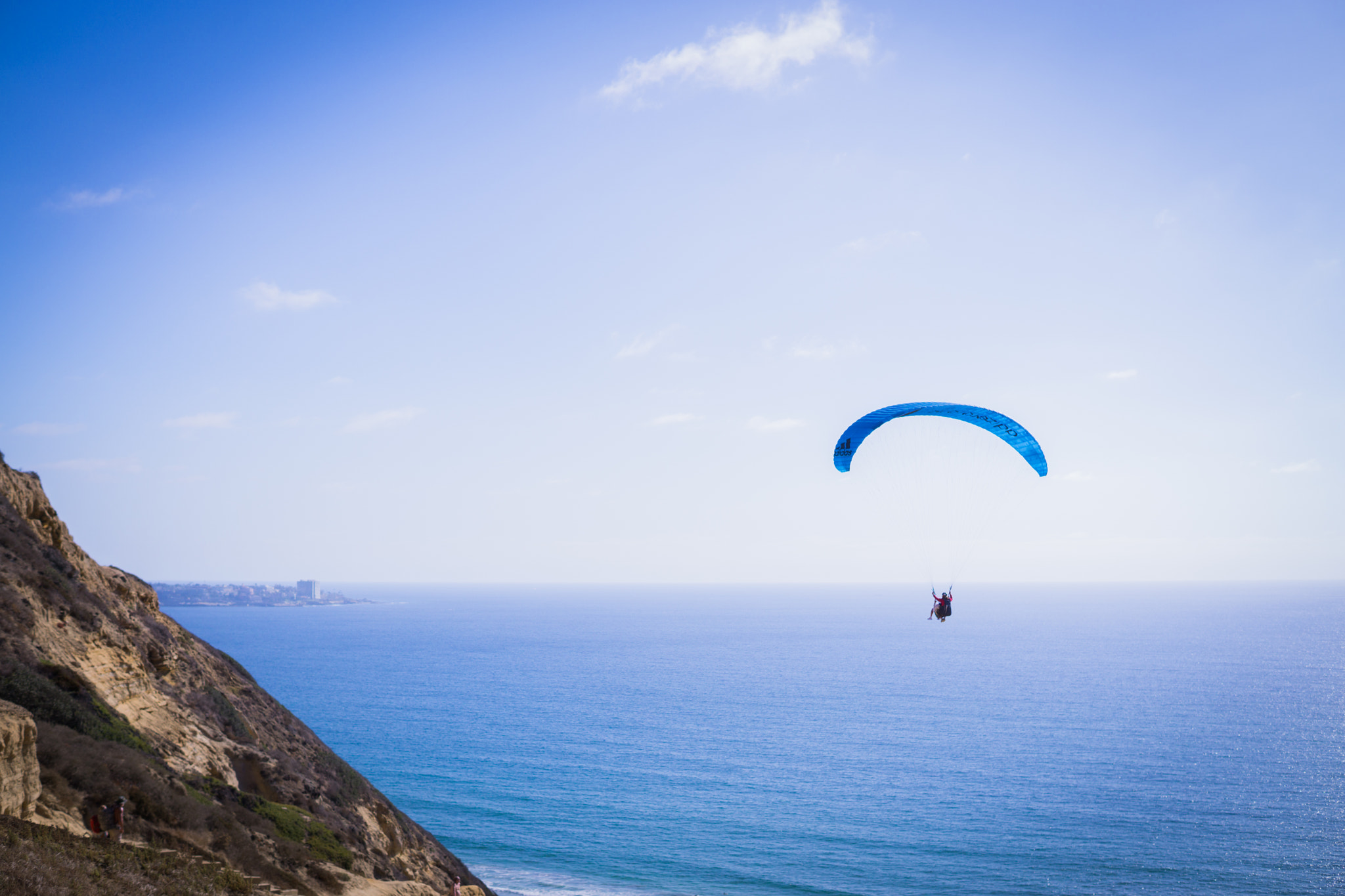 Sony a6000 + Sigma 30mm F1.4 DC DN | C sample photo. Escape to freedom photography