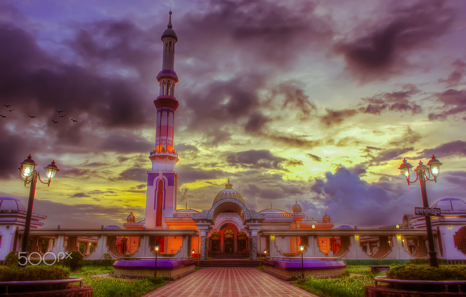 Canon EOS 550D (EOS Rebel T2i / EOS Kiss X4) sample photo. Ghutia mosque photography