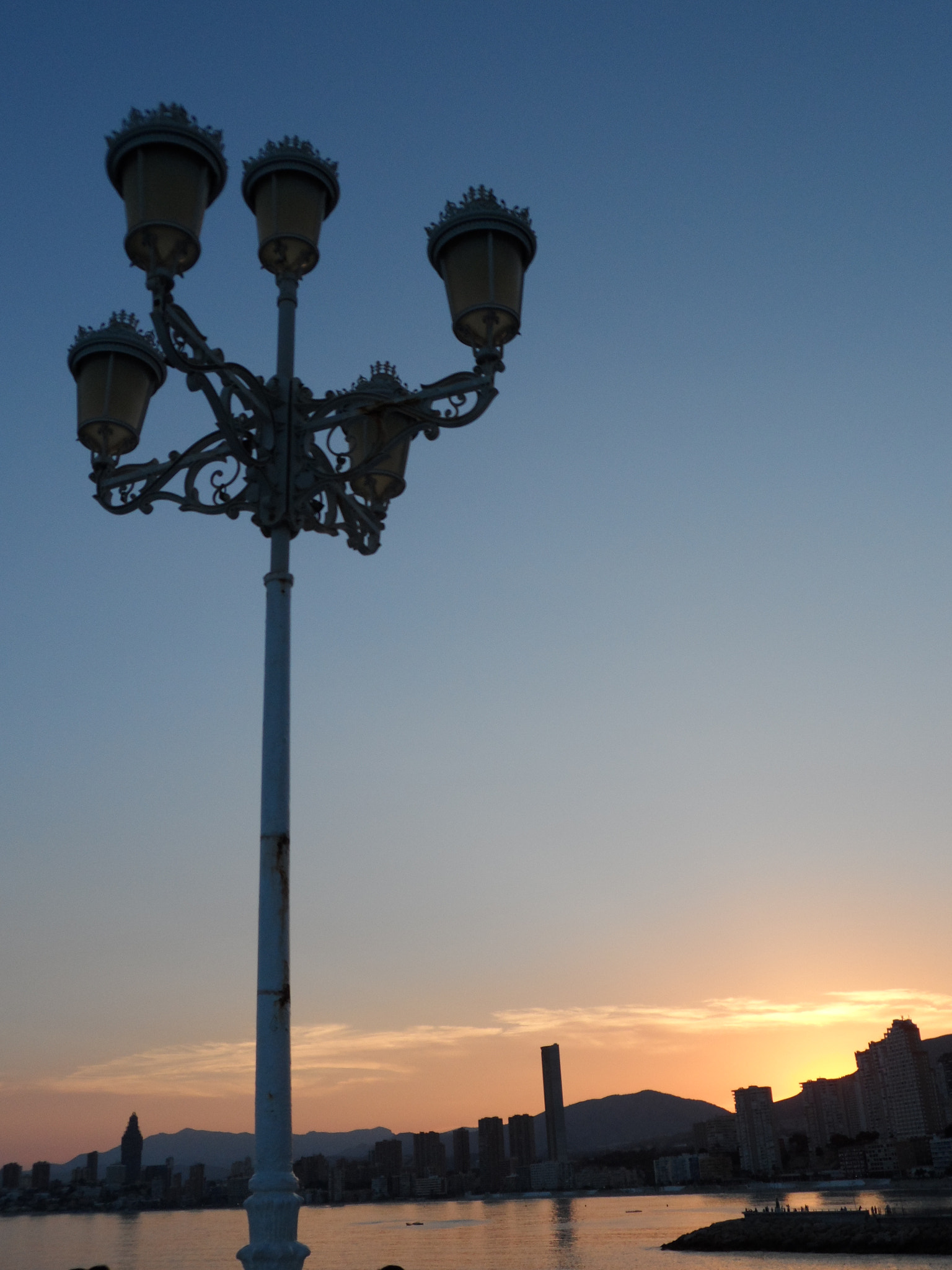 Samsung ST200 / ST200F / ST201 / ST201F / ST205F sample photo. Benidorm's magic photography