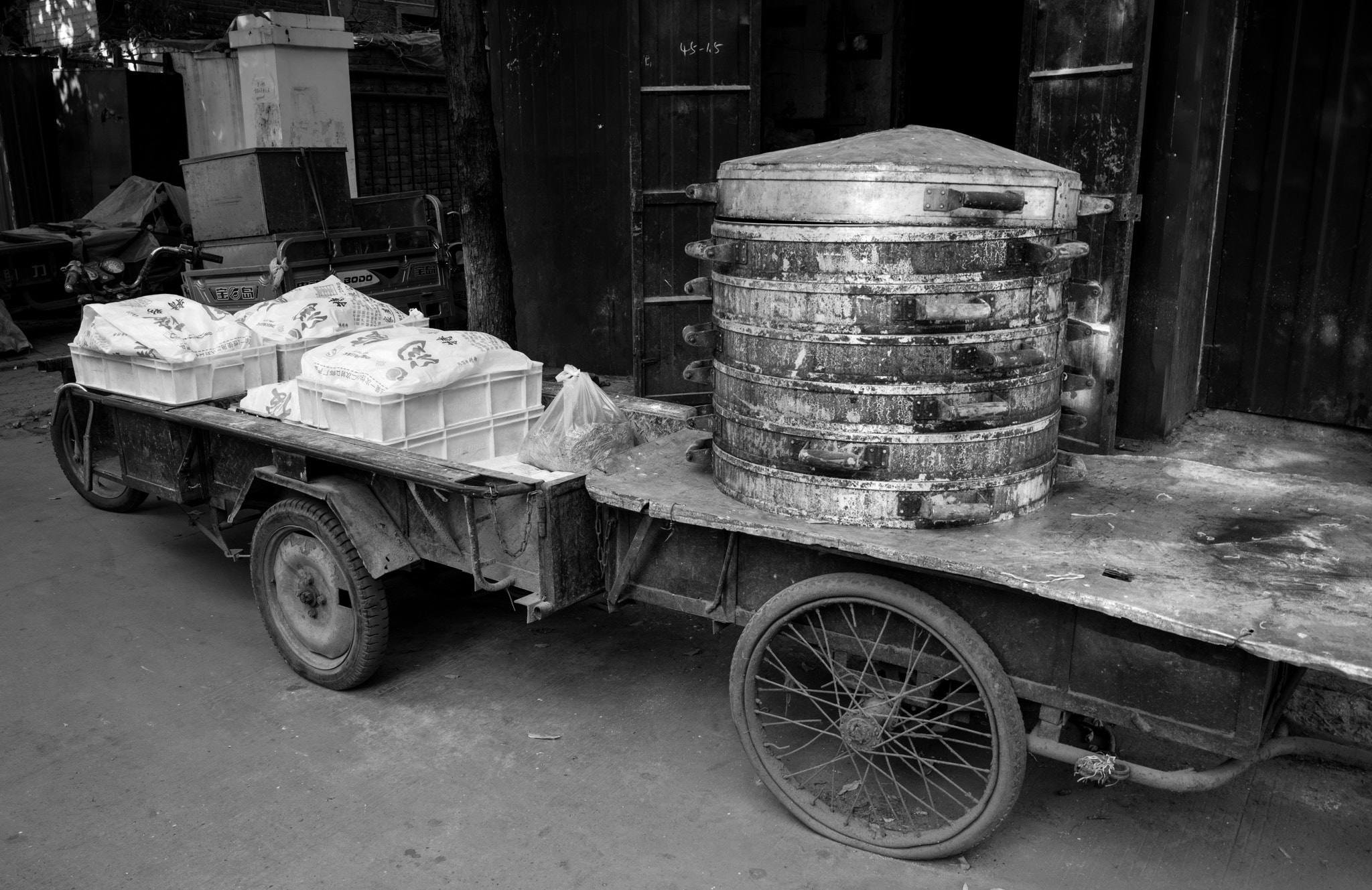 Leica Summicron-M 28mm F2 ASPH sample photo. Steamed buns photography