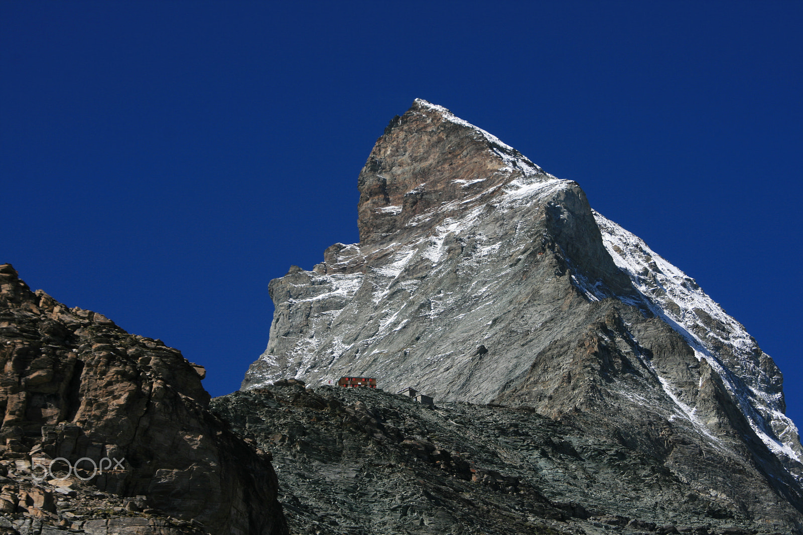 Canon EOS 400D (EOS Digital Rebel XTi / EOS Kiss Digital X) sample photo. Matterhorn and hörnli hut. photography