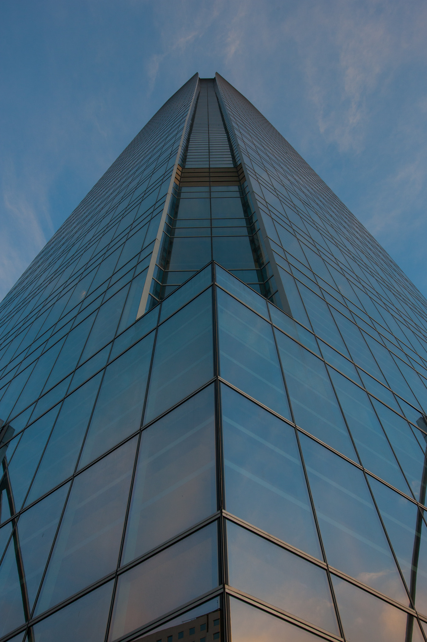 Canon EF 16-35mm F2.8L USM sample photo. Rocketship photography