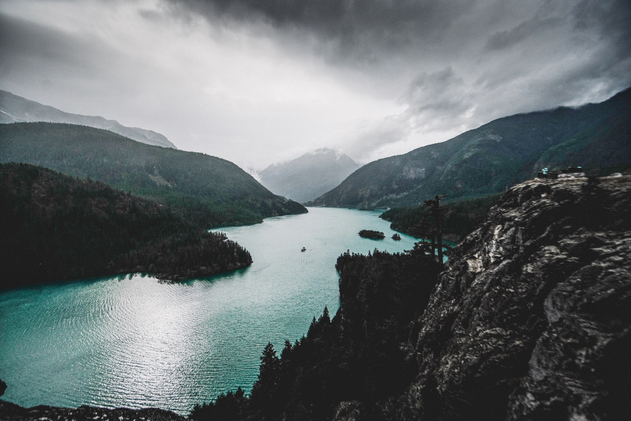 14mm F2.8 G SSM II sample photo. Diablo lake photography