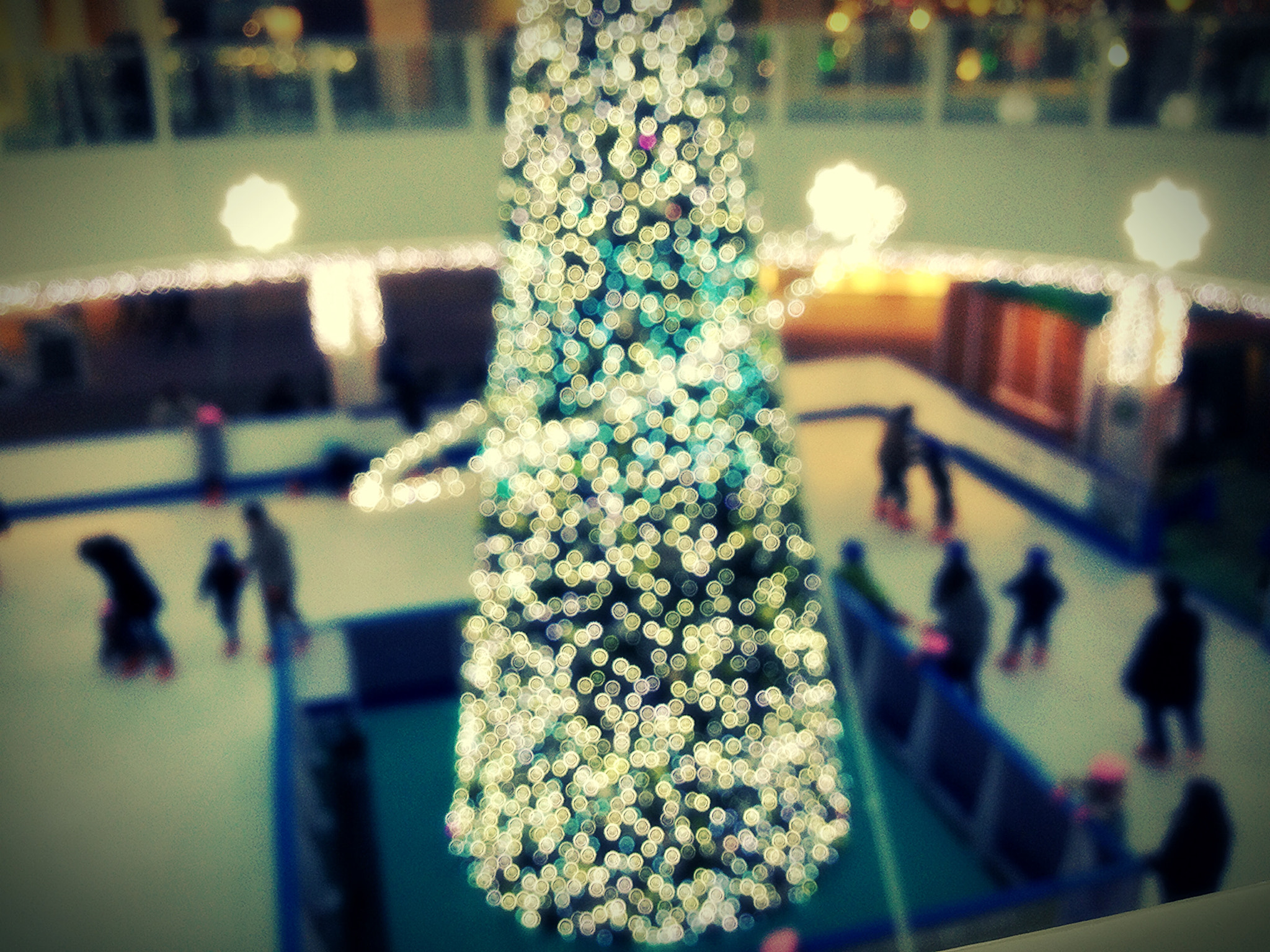 Blux Touch Blux Pro V1.1.1 sample photo. Love round around photography