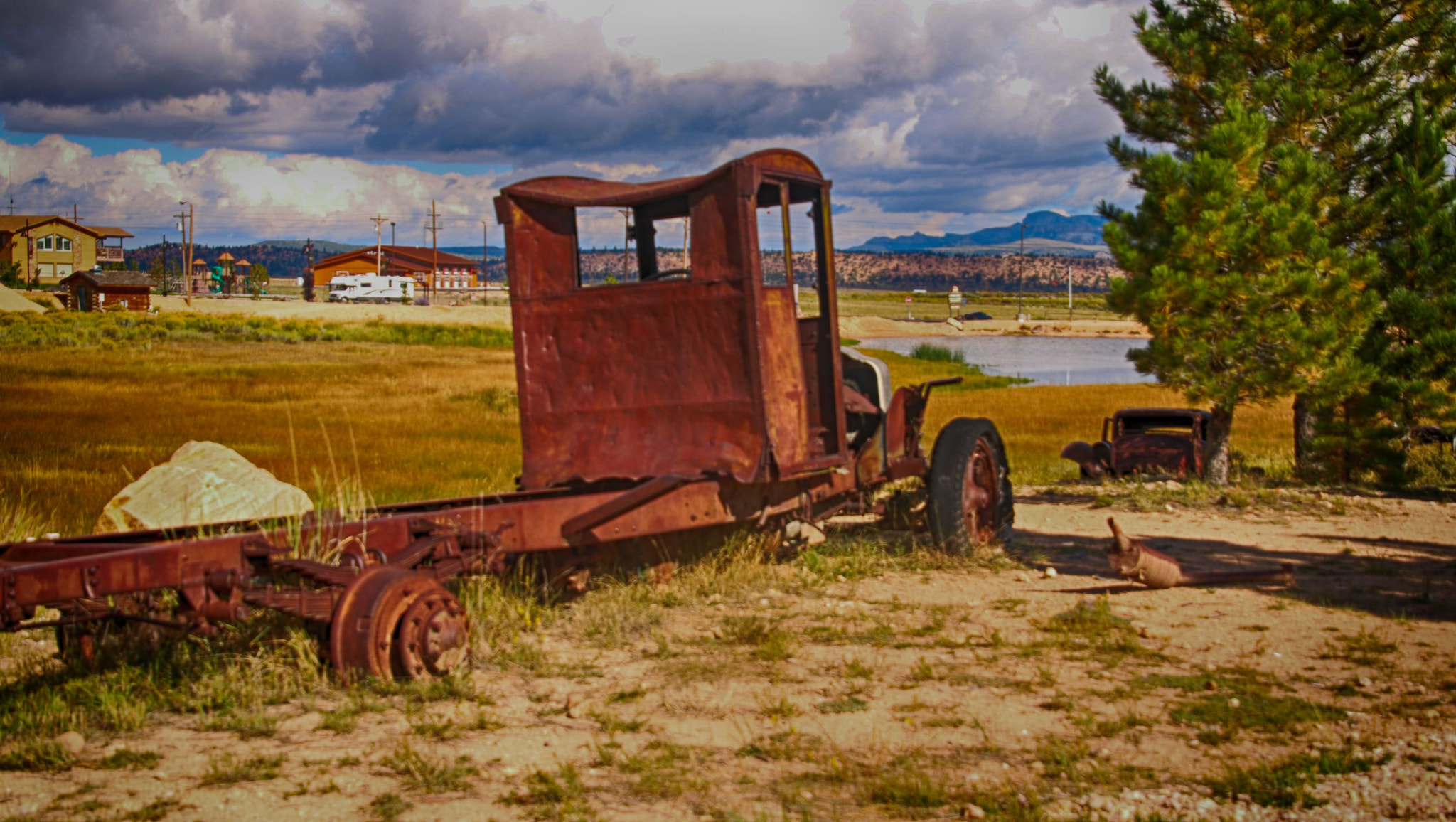 Canon EOS 760D (EOS Rebel T6s / EOS 8000D) sample photo. The rust never sleeps photography