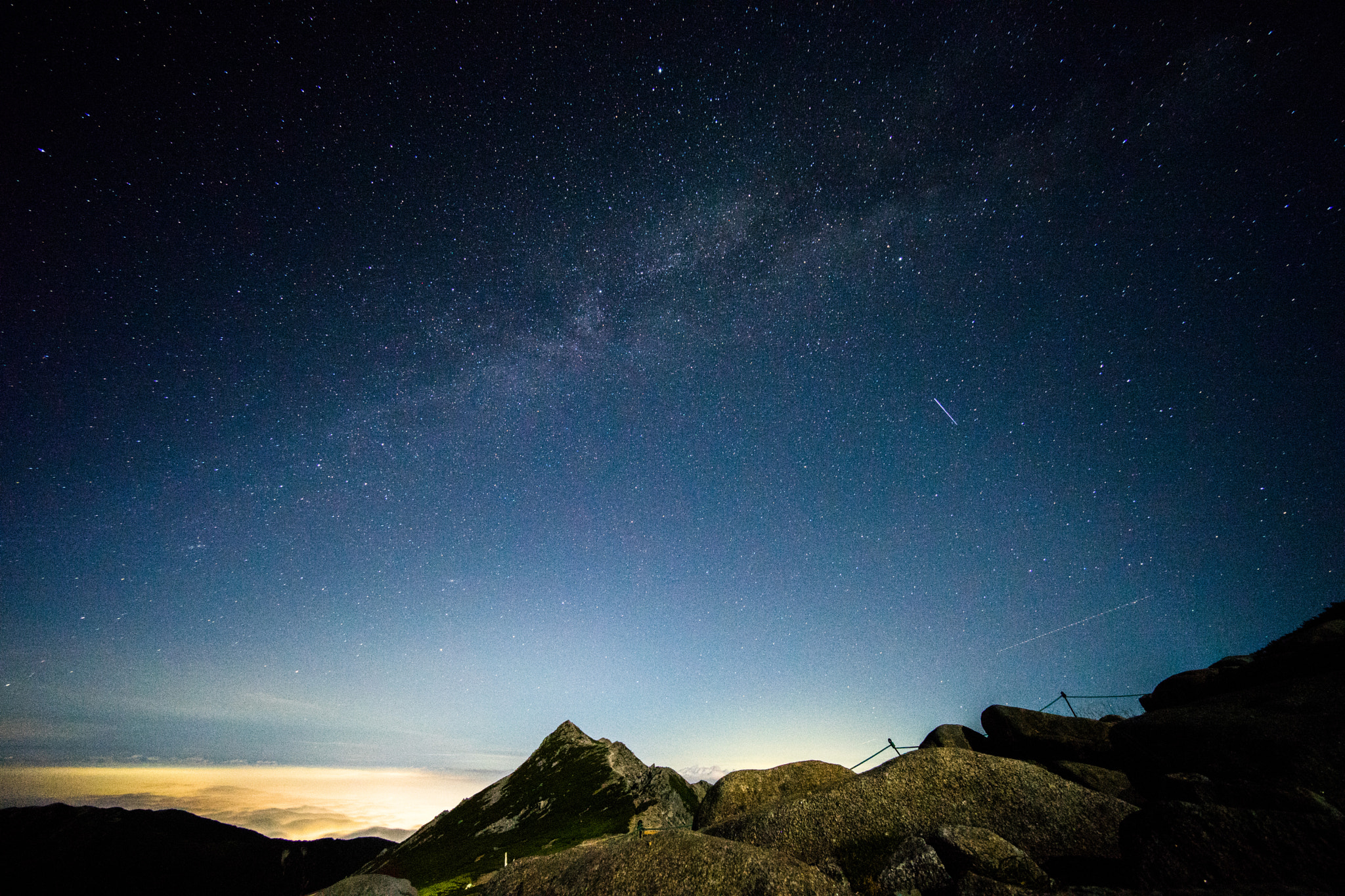 E 10mm F5.6 sample photo. Japan alps photography