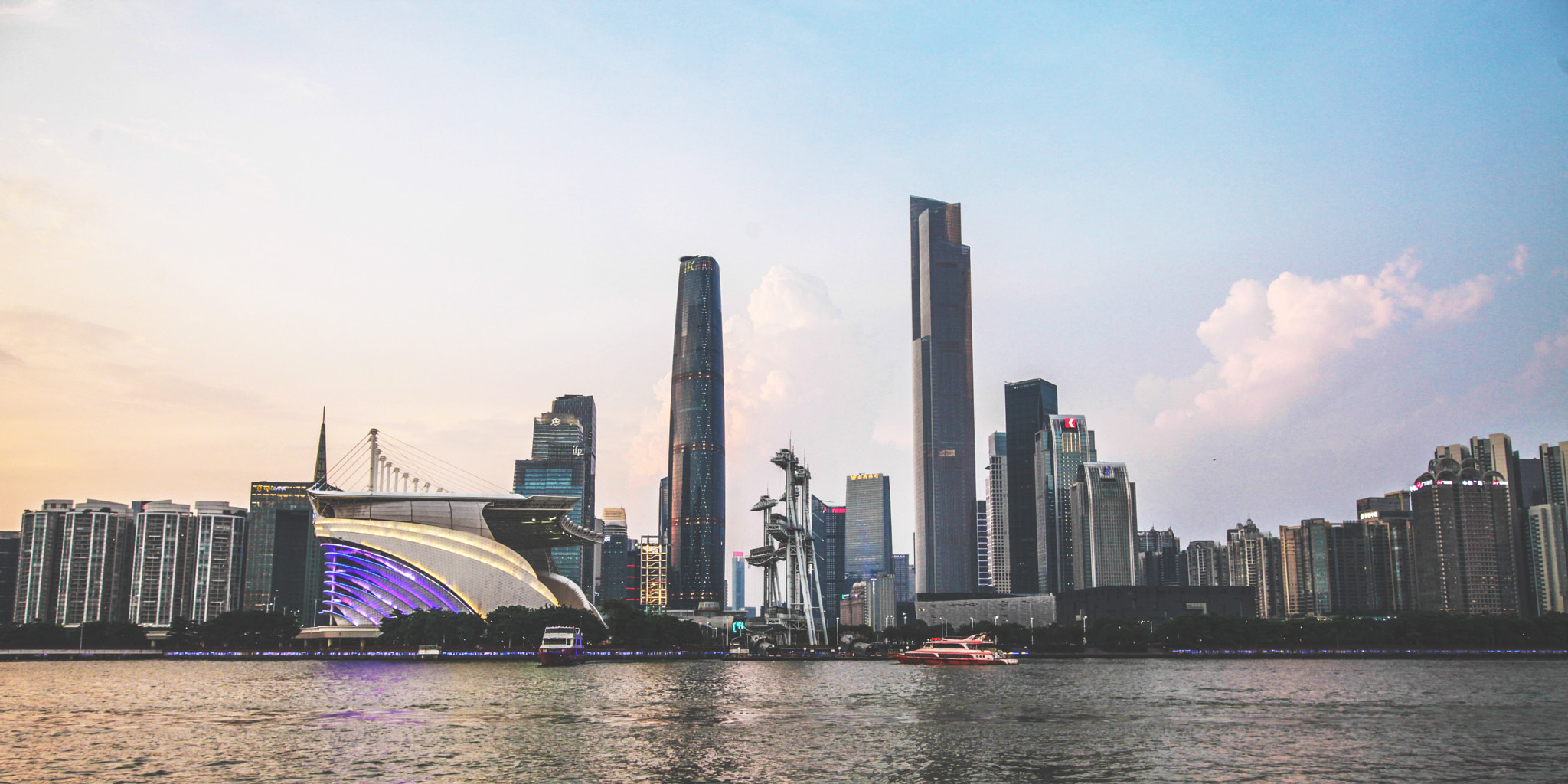 Canon EF 11-24mm F4L USM sample photo. Veiw of guangzhou photography