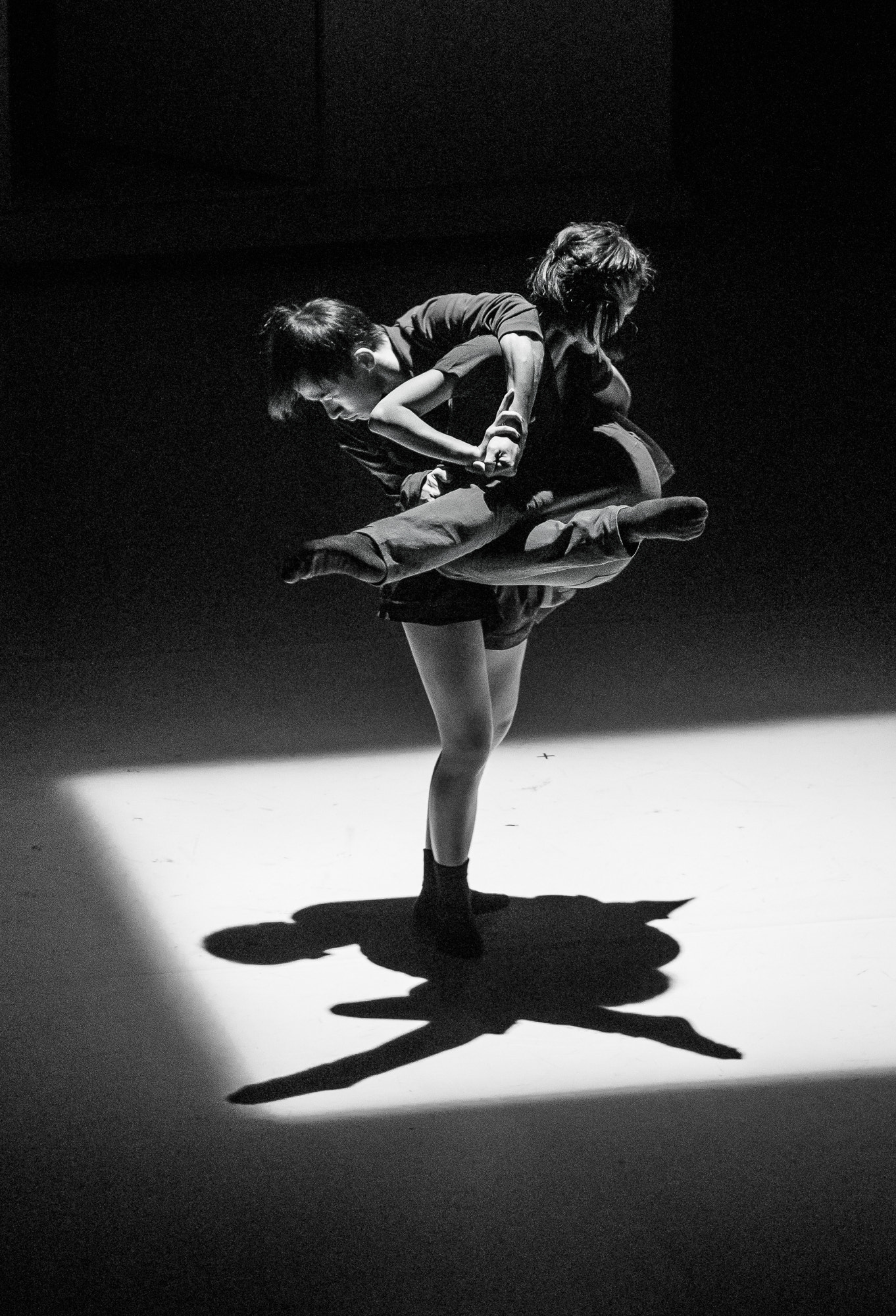Canon EF 70-200mm F2.8L IS USM sample photo. Dancing with shadows photography