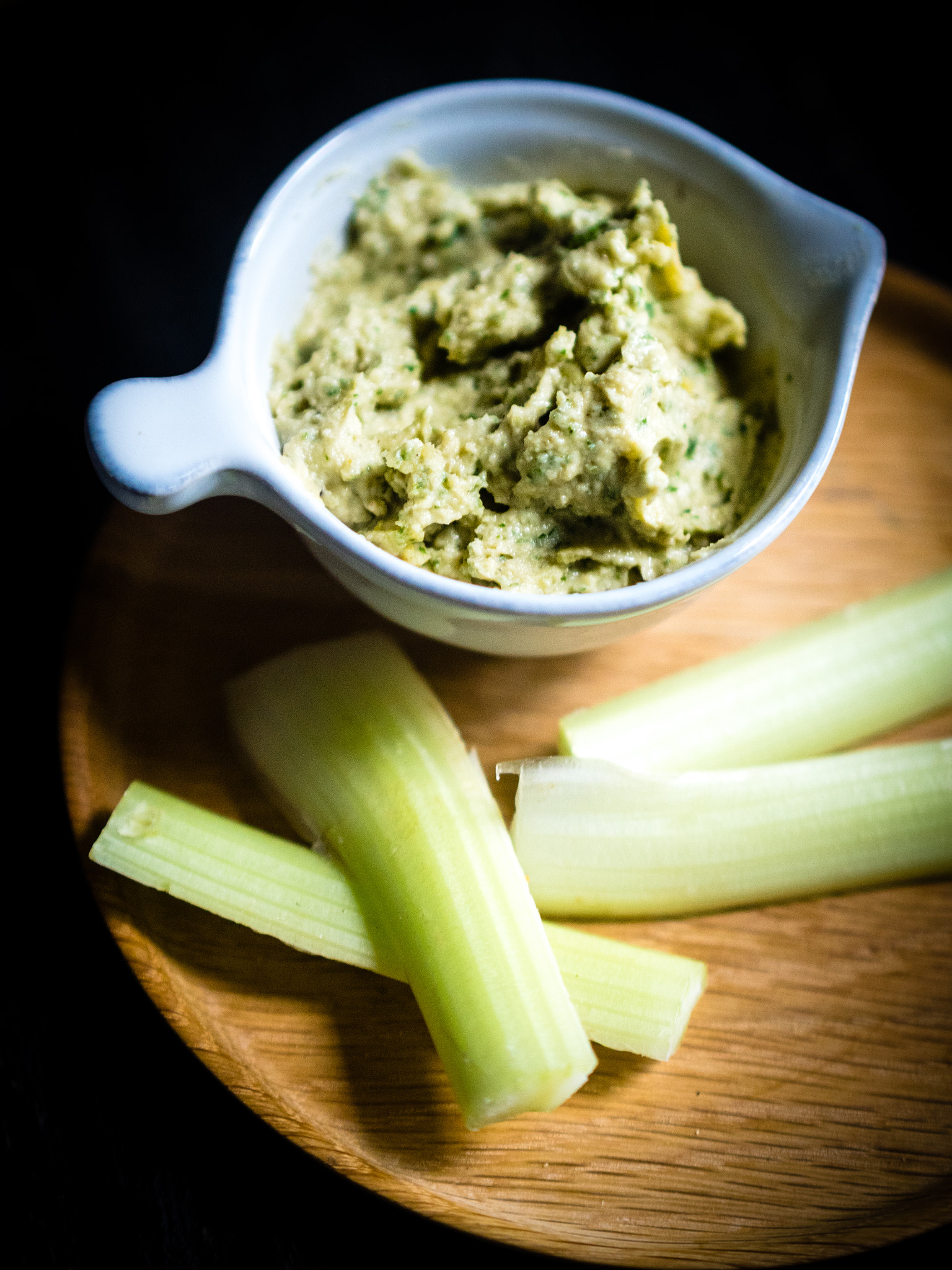 Olympus PEN E-PL7 + Olympus M.Zuiko Digital 45mm F1.8 sample photo. Butterbean hummus photography