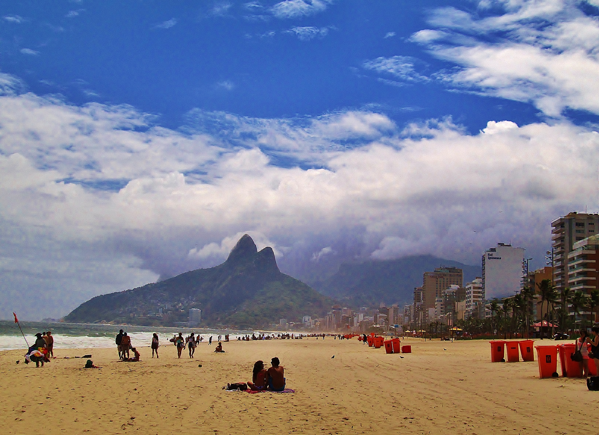 Canon PowerShot A3400 IS sample photo. Ipanema (morro dos irmãos) photography