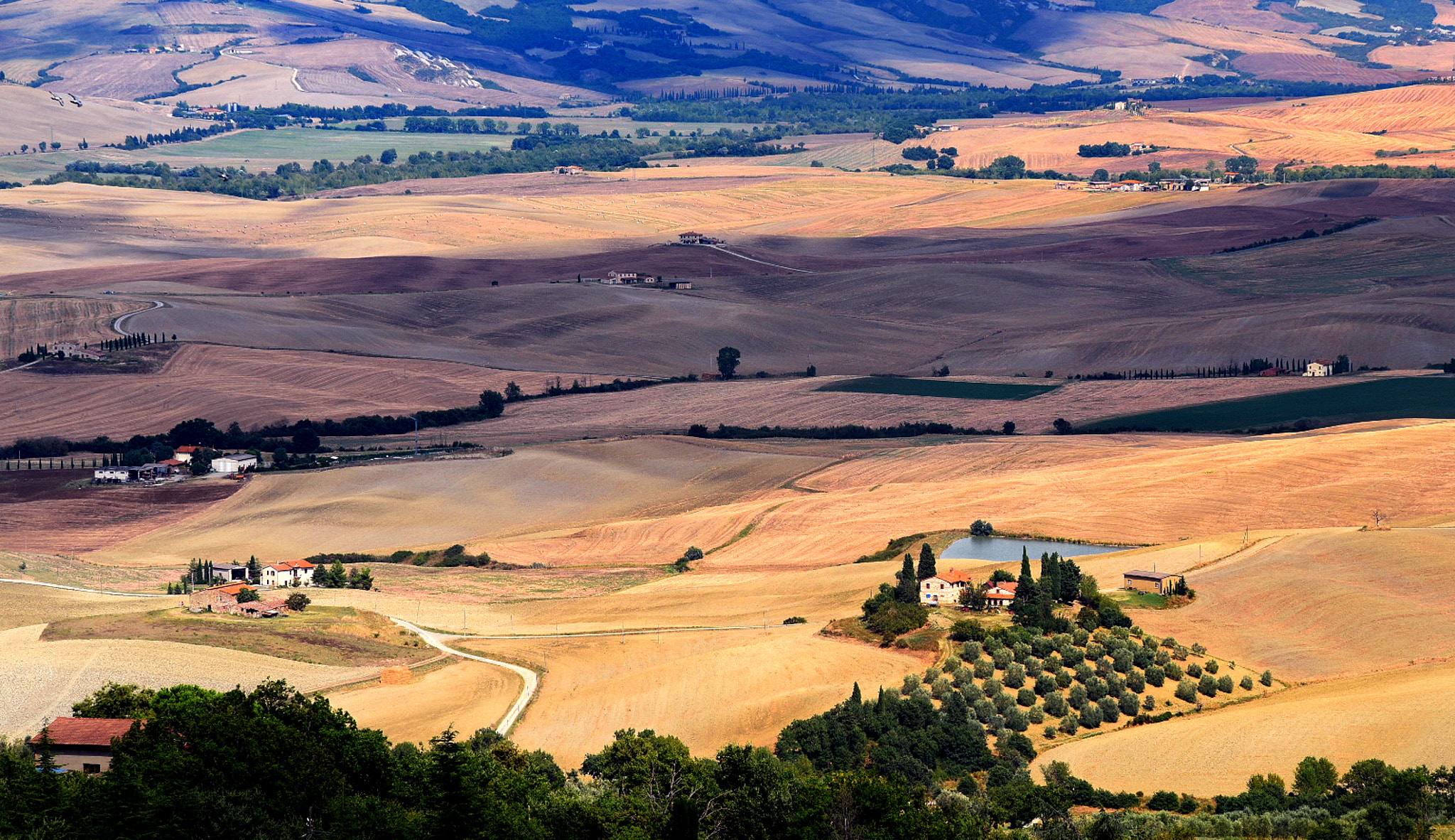 Sigma 70-200mm F2.8 EX DG Macro HSM II sample photo. La val d' orcia in agosto photography