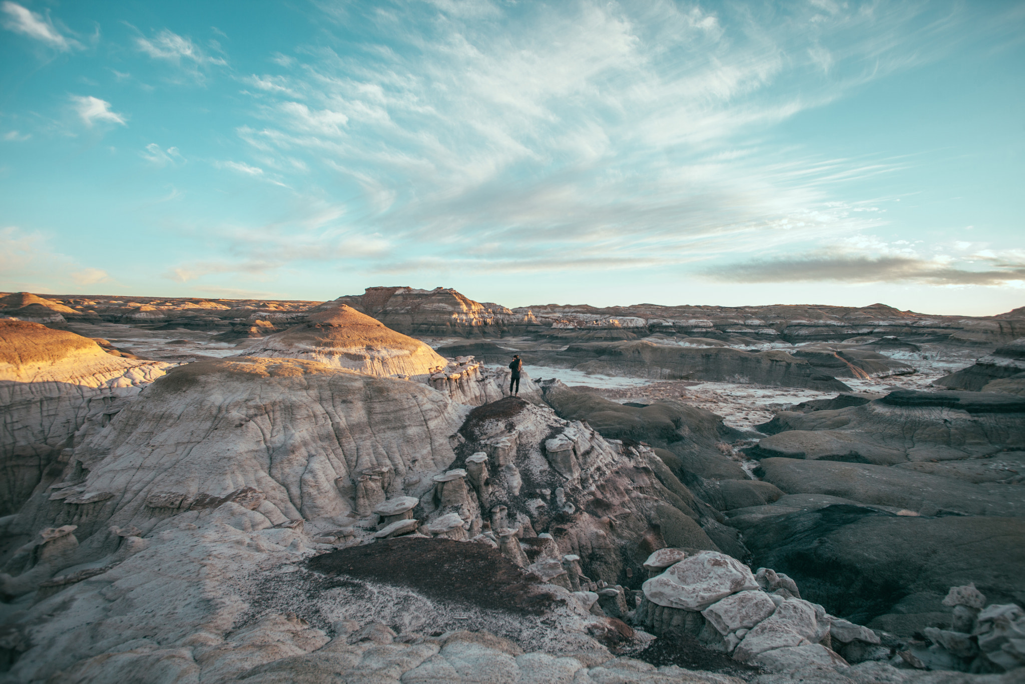 Canon EF 20mm F2.8 USM sample photo. Reuben in bisti badlands photography