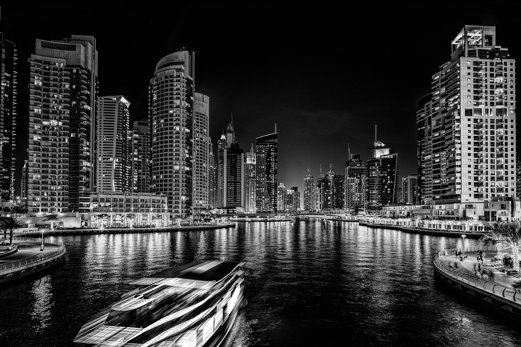 Canon TS-E 17mm F4L Tilt-Shift sample photo. Dubai nights photography
