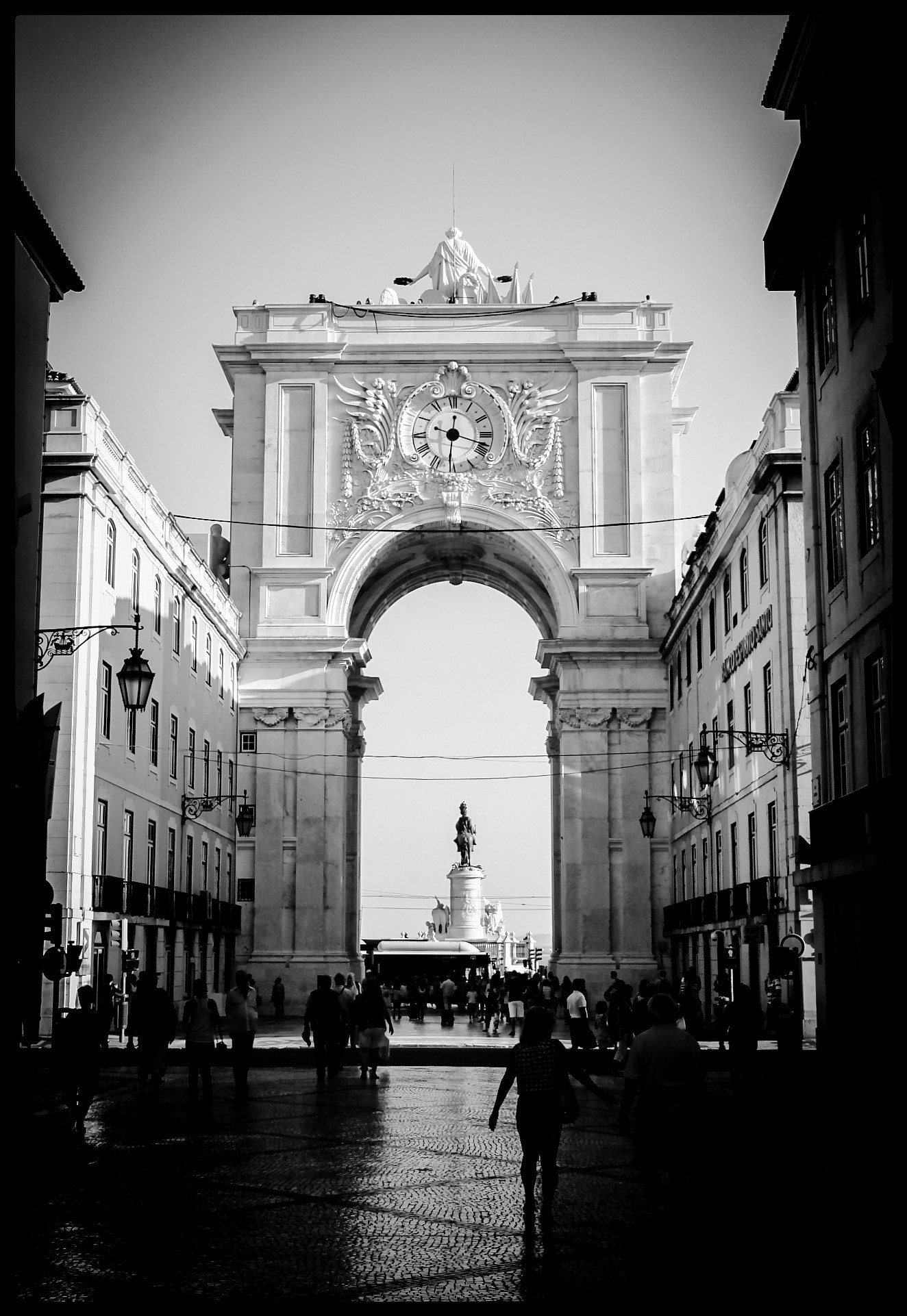 Canon EOS 50D + Canon 18-200mm sample photo. Rua augusta arch photography