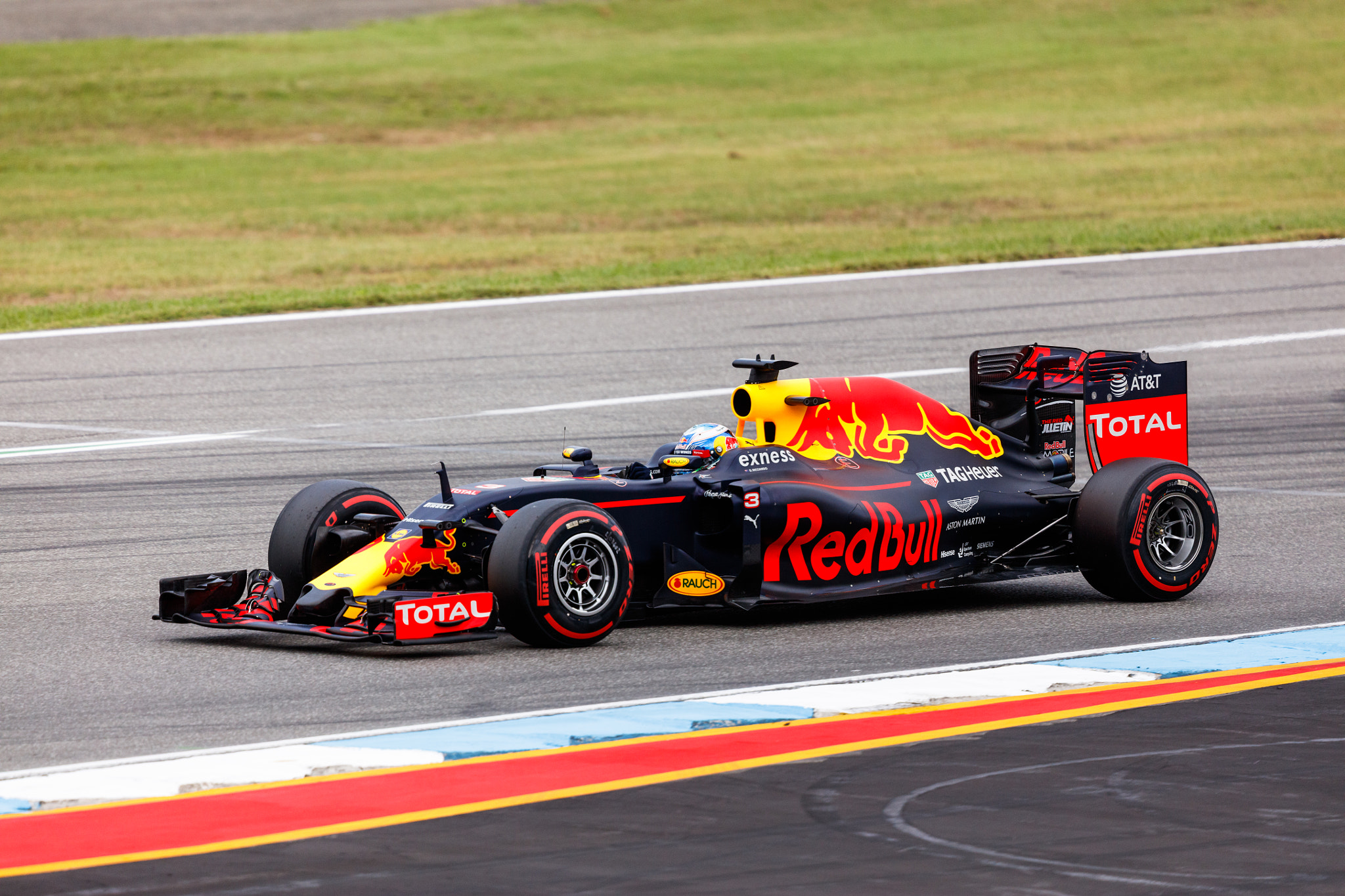 Canon EF 400mm F4 DO IS II USM sample photo. Daniel ricciardo @formula 1 hockenheimring germany photography