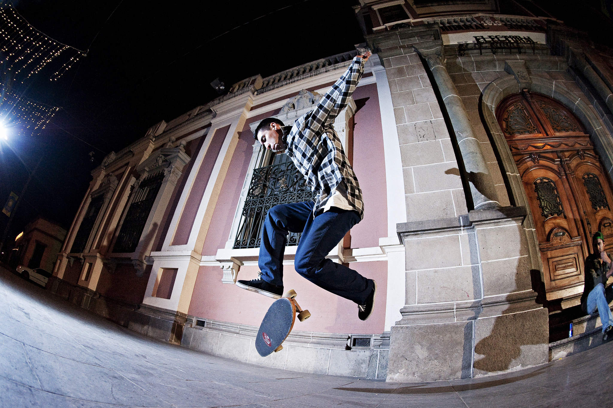 Nikon D700 + Nikon AF Fisheye-Nikkor 16mm F2.8D sample photo. Raul arevalo 'kickflip 360' photography