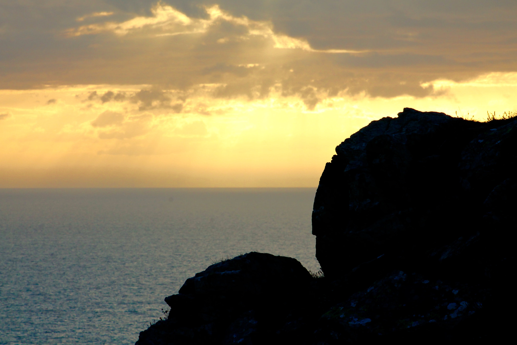 Canon EF75-300mm f/4-5.6 sample photo. South stack silhouette photography