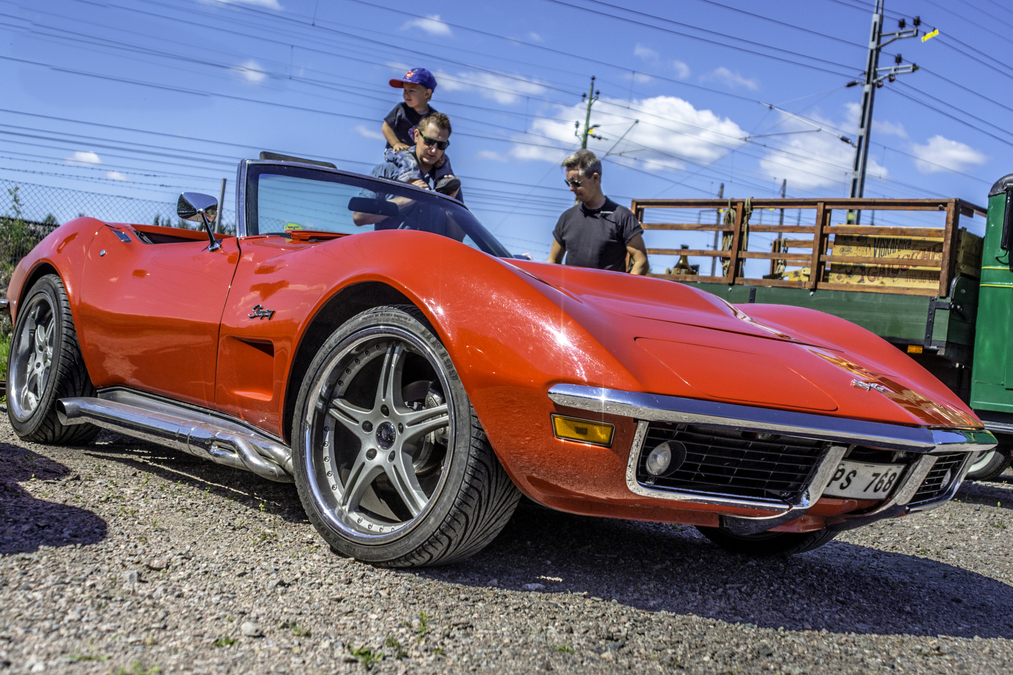 AF Zoom-Nikkor 28-85mm f/3.5-4.5 sample photo. Little red corvette photography
