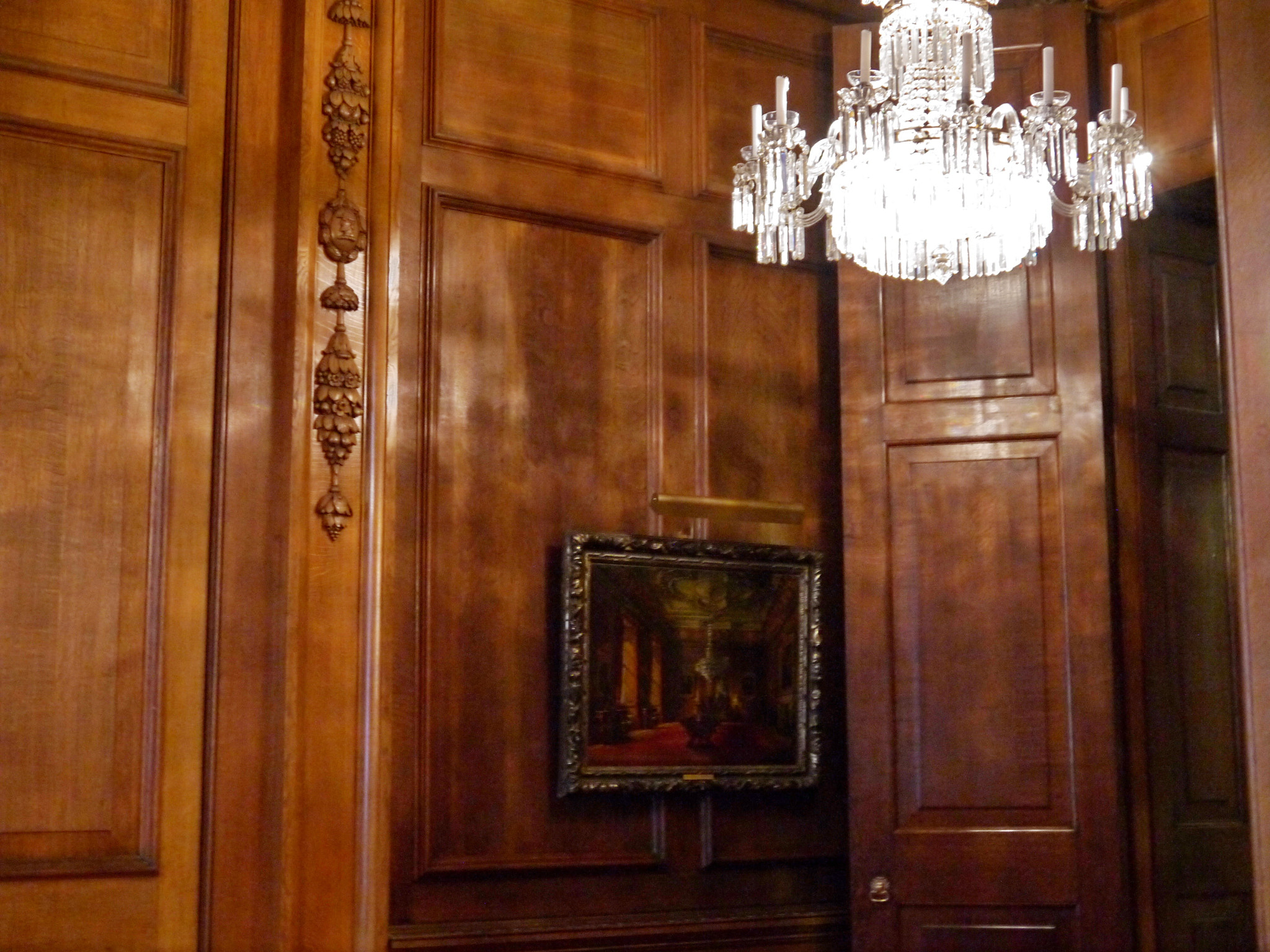 Panasonic Lumix DMC-GF3 + IO 14-42mm F3.5-5.6 sample photo. Livery hall, city, london photography
