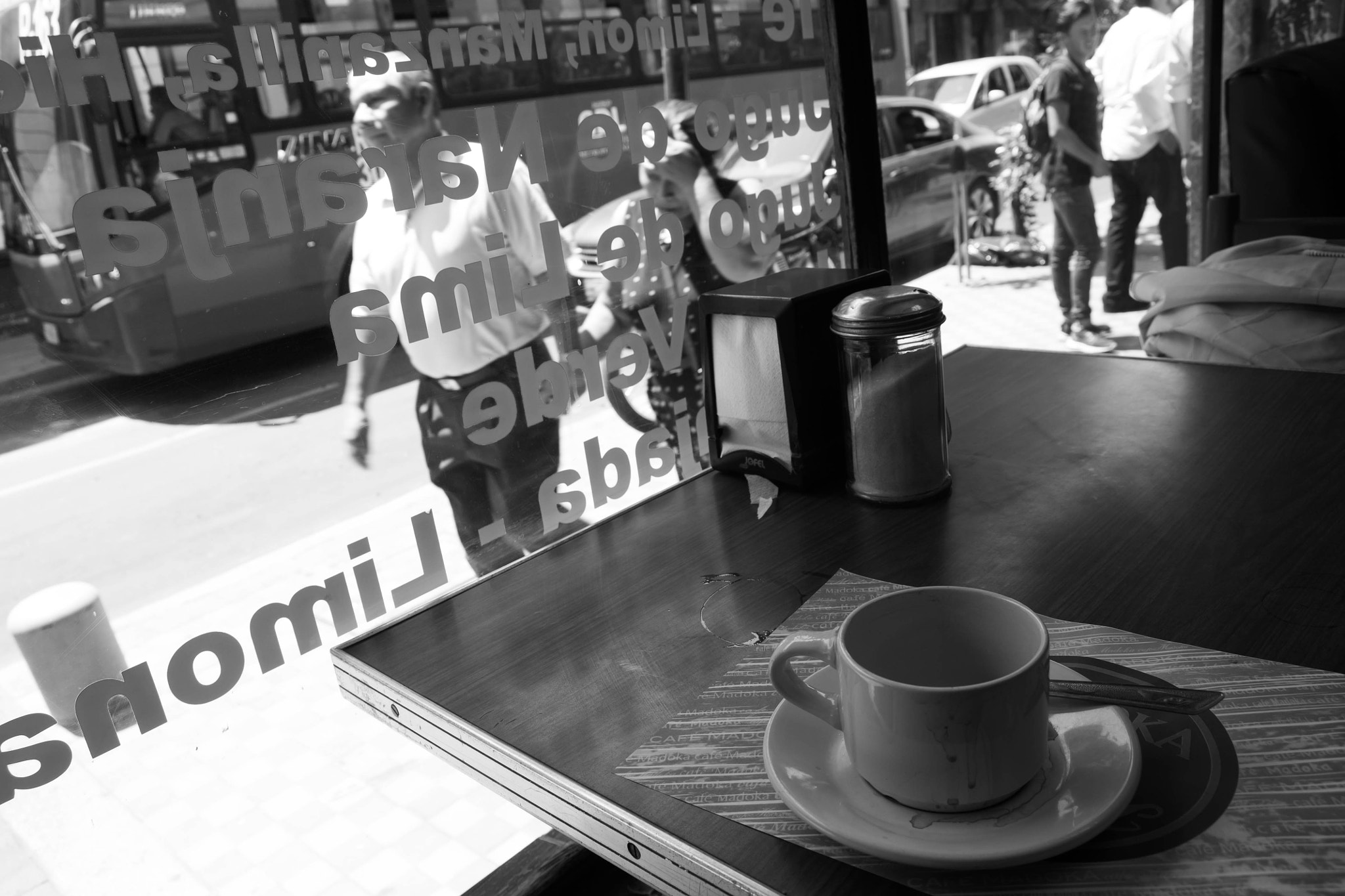 Tamron SP AF 17-50mm F2.8 XR Di II LD Aspherical (IF) sample photo. One coffee, five photographs. 5/5 photography