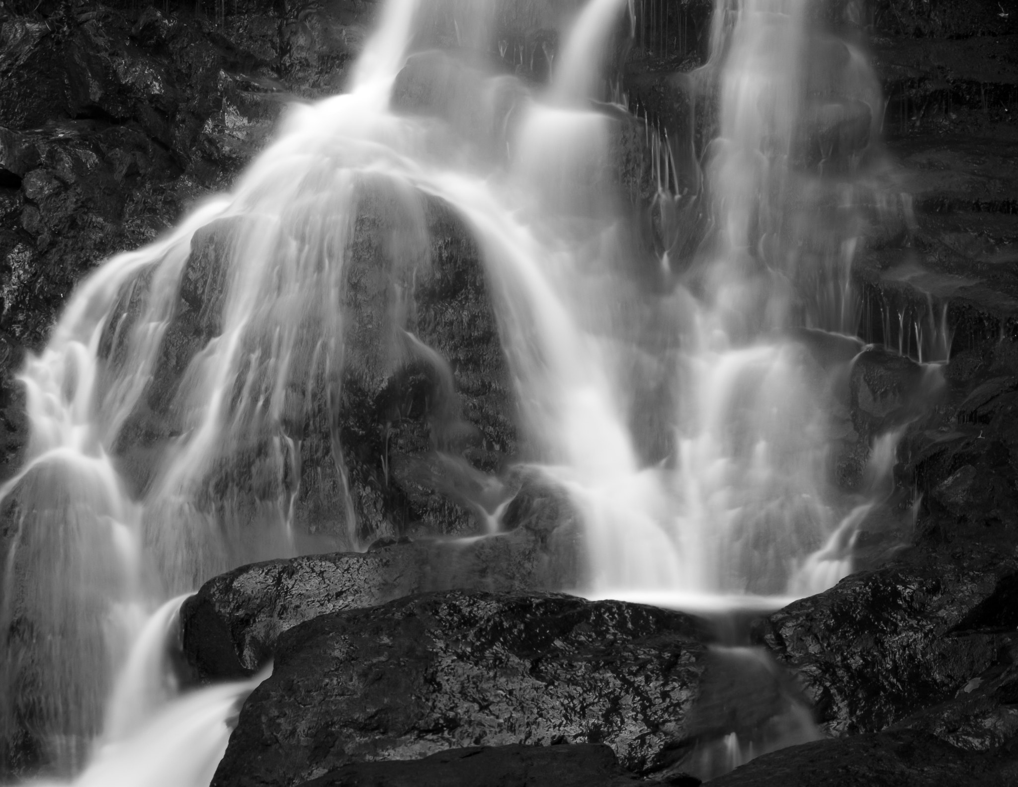 Nikon D7100 + Sigma 18-50mm F3.5-5.6 DC sample photo. Amicalola falls b / w  photography