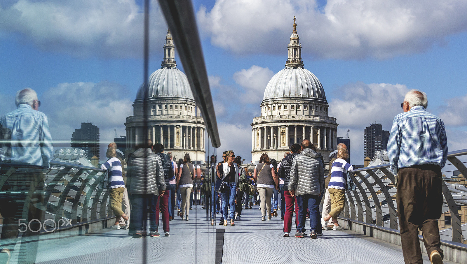 Canon EF 28-135mm F3.5-5.6 IS USM sample photo. St paul's cathedral from millennium bridge photography