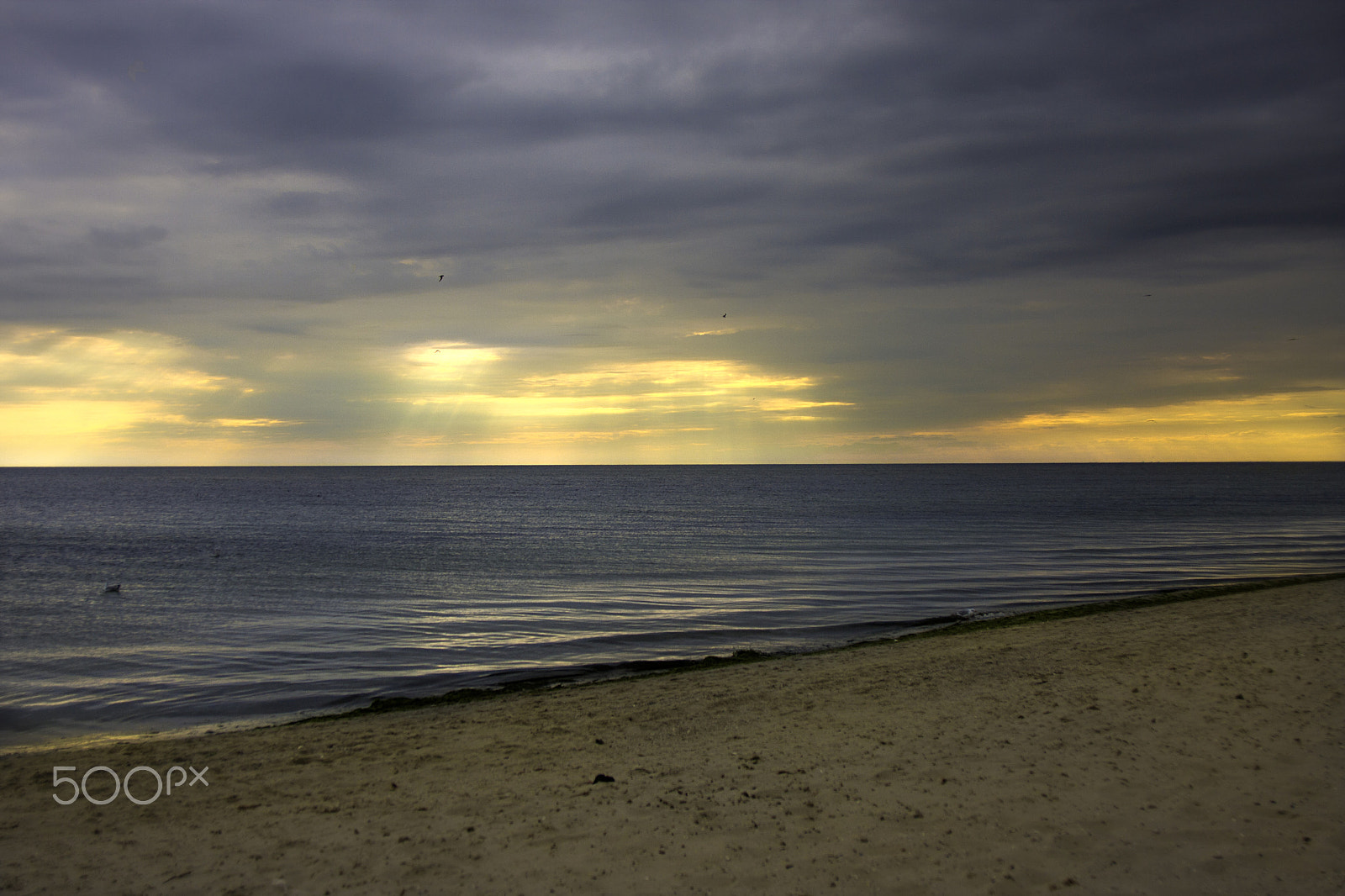 Canon EOS 40D + Canon EF 24-85mm F3.5-4.5 USM sample photo. Sunset & the sea photography