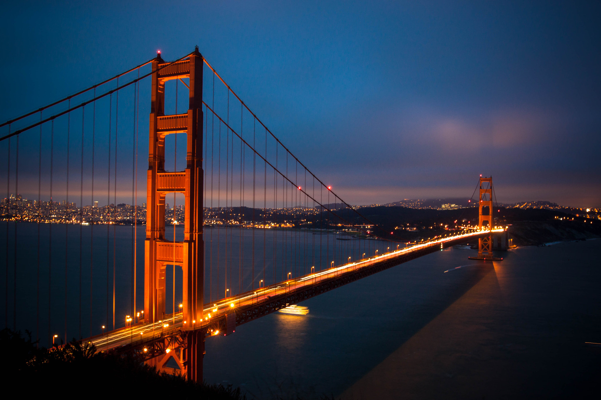 Sigma 18-35mm f/1.8 DC HSM sample photo. Sf giant photography