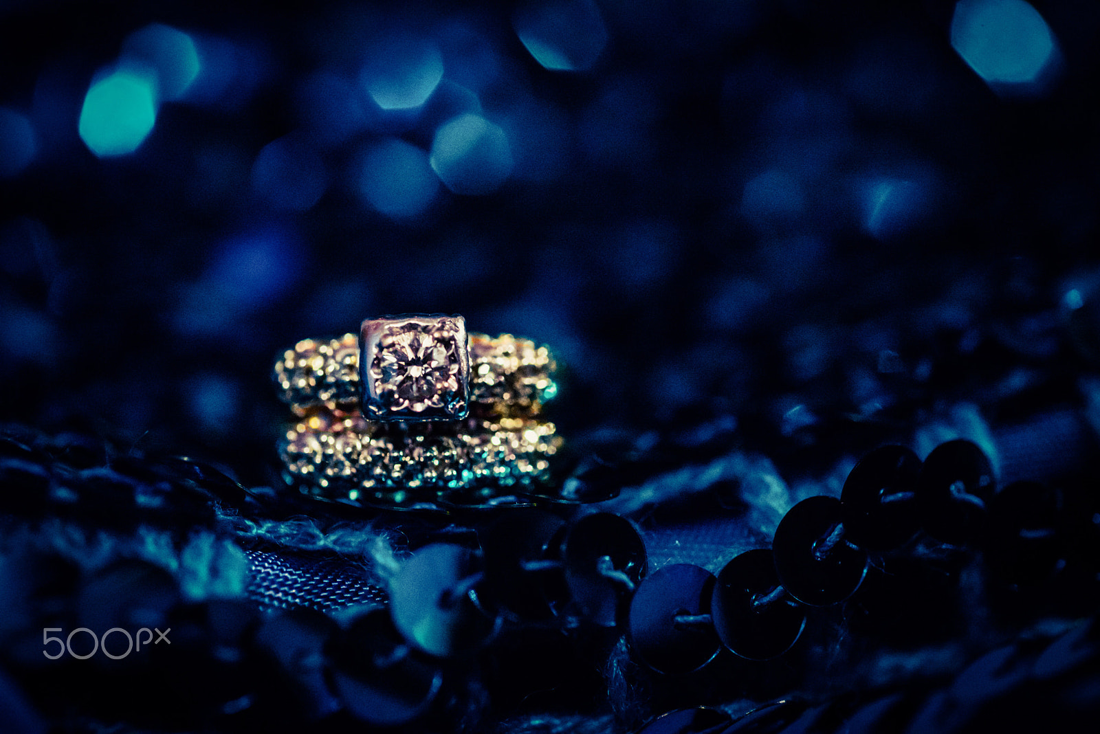Nikon D750 + AF Micro-Nikkor 60mm f/2.8 sample photo. Diamonds are forever photography