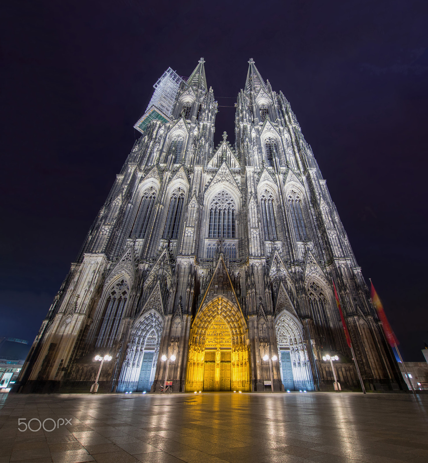 Olympus OM-D E-M5 sample photo. Cologne cathedral photography