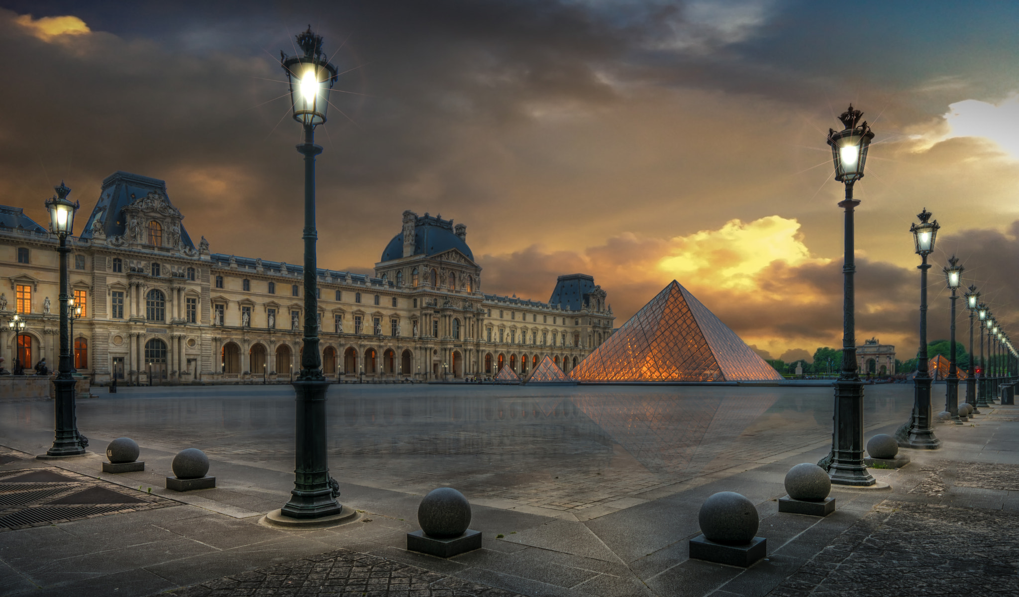 Sony a7R II + Sigma 20mm F1.4 DG HSM Art sample photo. The louvre,paris photography