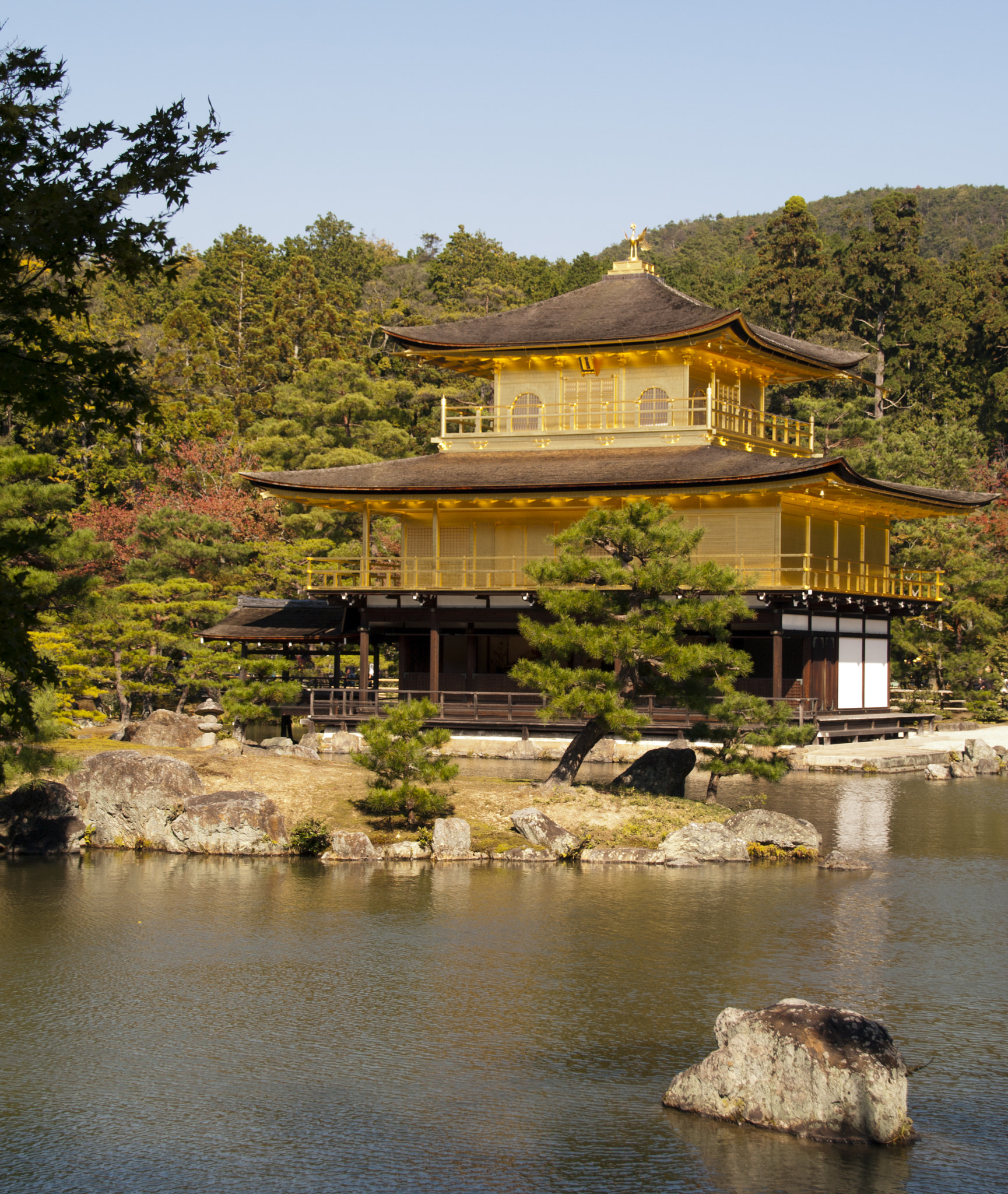 Sigma 18-250mm F3.5-6.3 DC Macro OS HSM sample photo. Golden temple photography