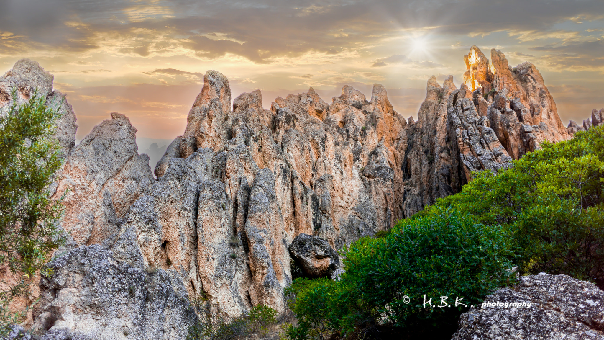 Samsung NX 16mm F2.4 Pancake sample photo. Be quite,just listen to the music of nature... photography