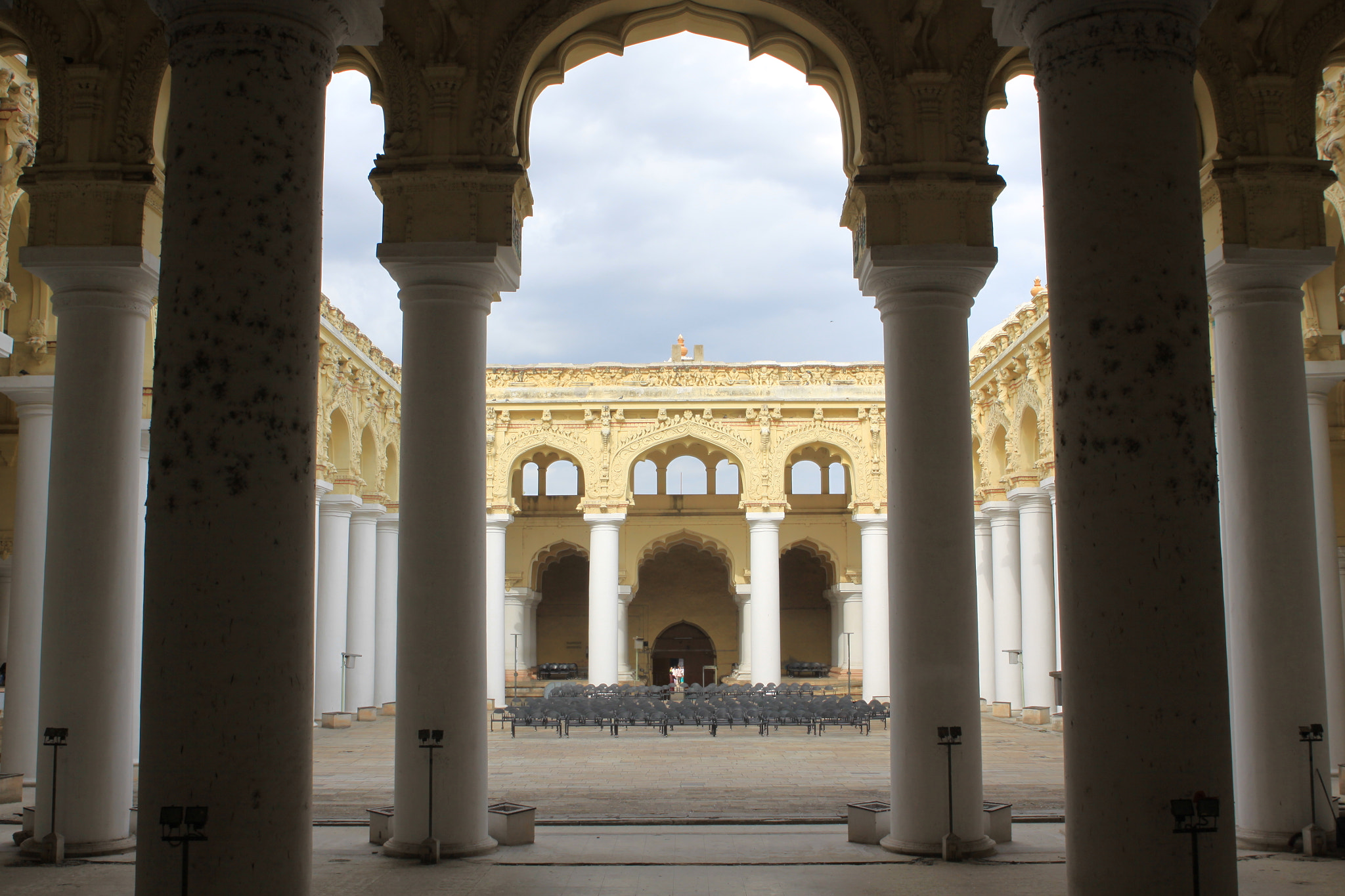 Canon EOS 50D + Canon EF 24-70mm F2.8L USM sample photo. Main courtyard, thirumalai nayakkar palace photography