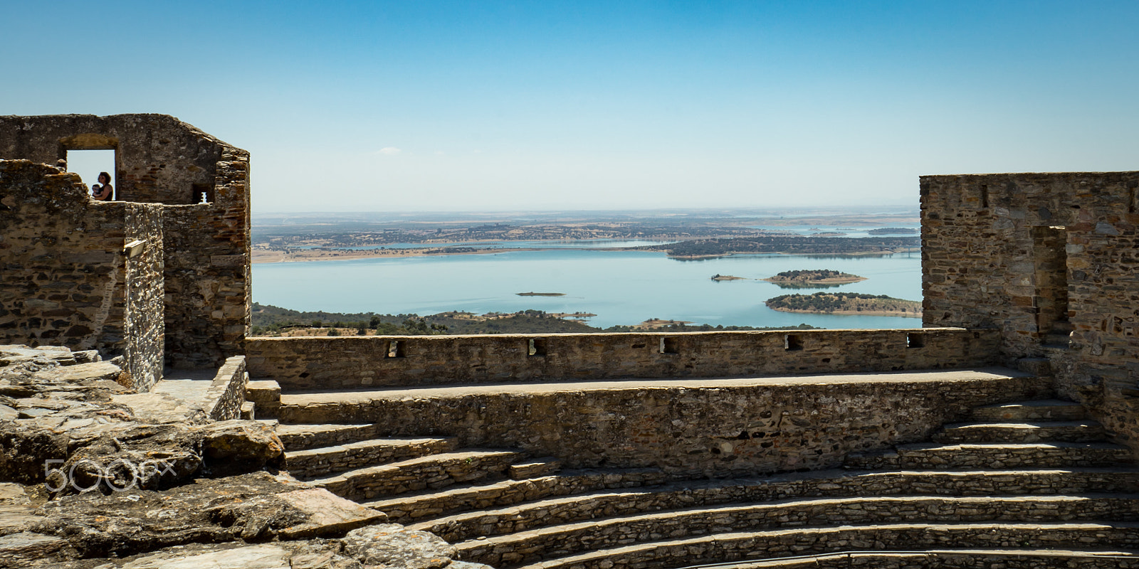 Sony a7R + Sony Sonnar T* E 24mm F1.8 ZA sample photo. Castle view photography