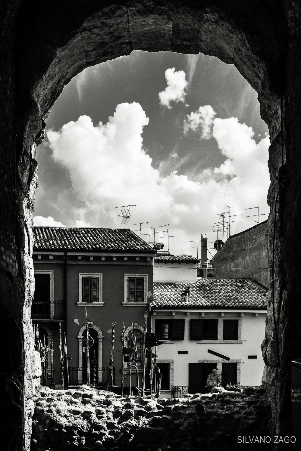 EF28-70mm f/2.8L USM sample photo. Arena di verona photography
