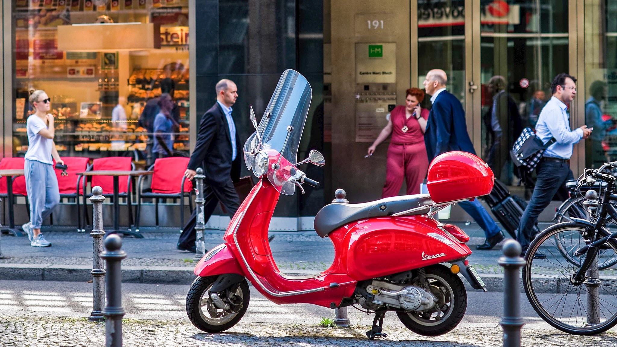 Nikon D800E + Sigma 50mm F1.4 DG HSM Art sample photo. Berlin photography