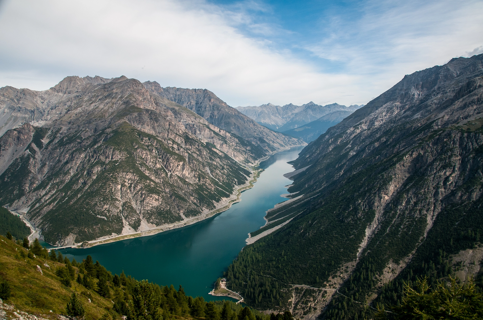 Sigma 18-250mm F3.5-6.3 DC Macro OS HSM sample photo. Lake of livigno photography
