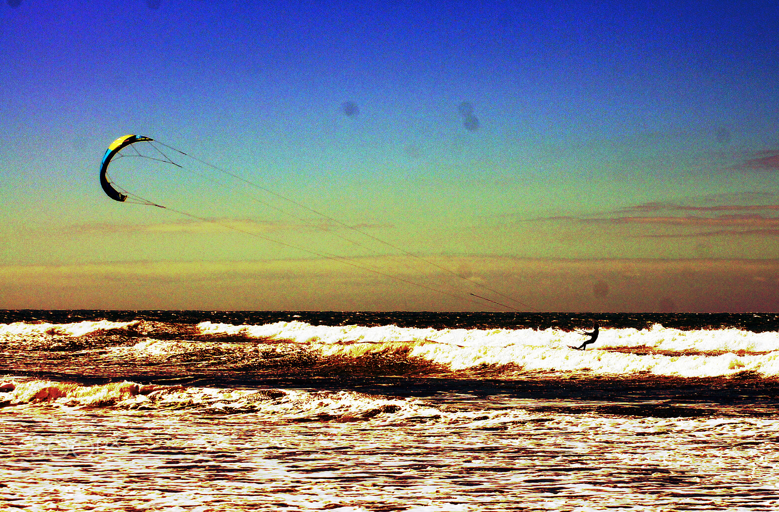 Sony DT 55-200mm F4-5.6 SAM sample photo. Kitesurfing essaouira photography