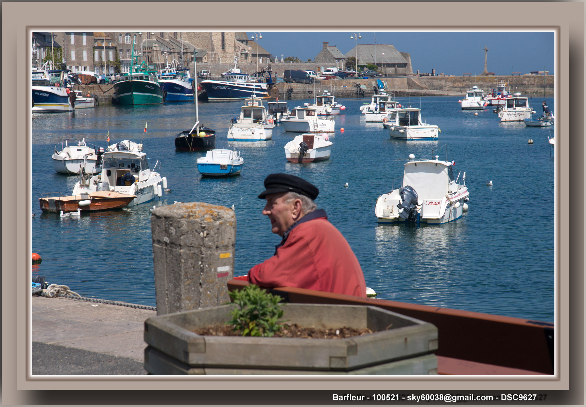 Sony DT 16-105mm F3.5-5.6 sample photo. Normandie, barfleur photography