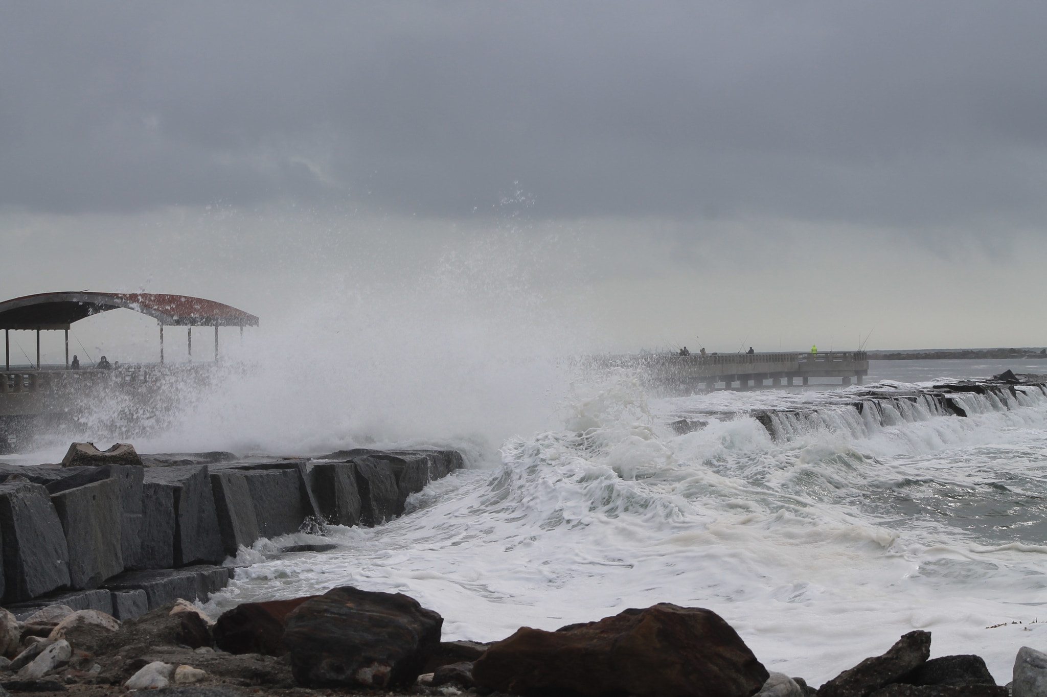 Canon EF75-300mm f/4-5.6 sample photo. Cabrillo storm photography